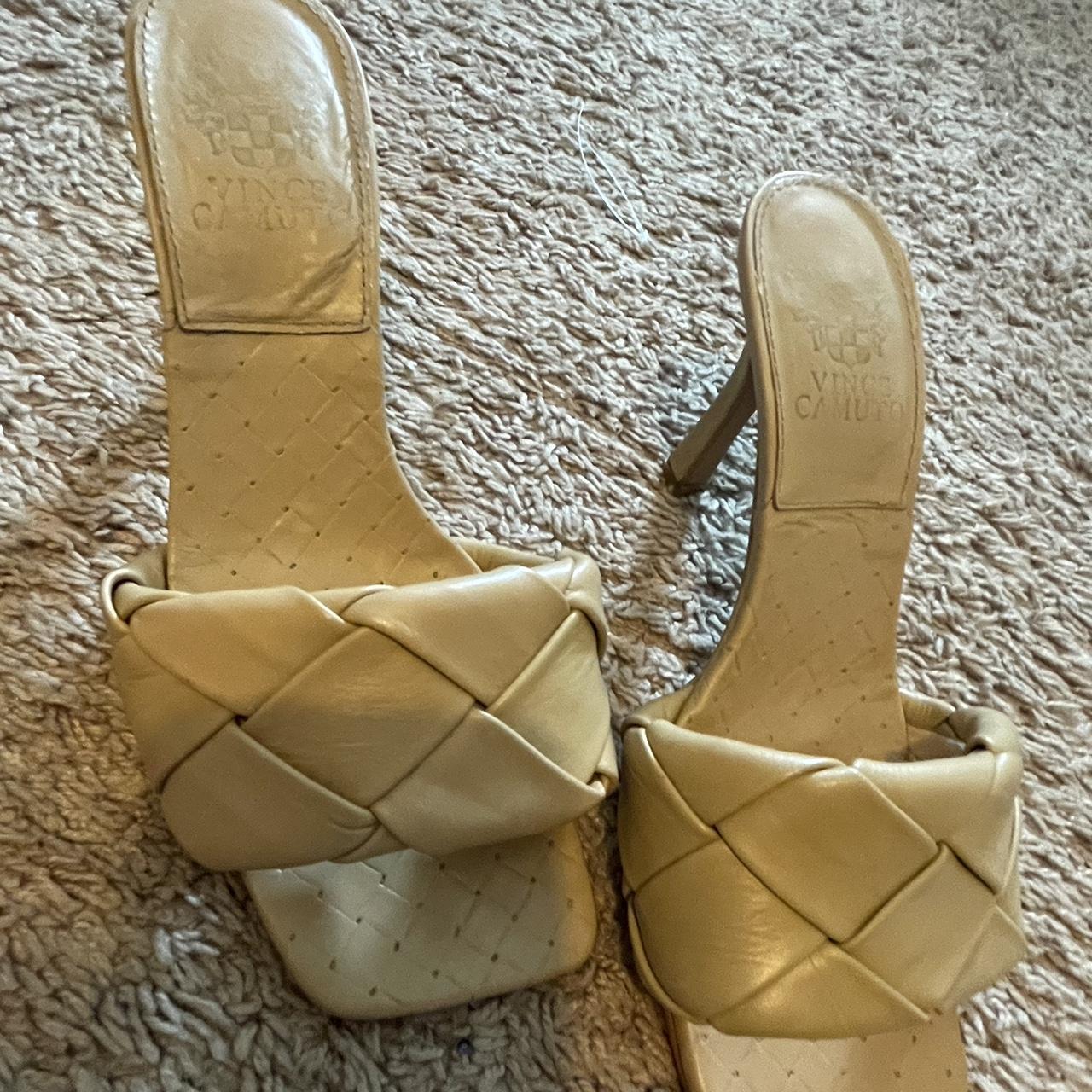 vince camuto nude pumps