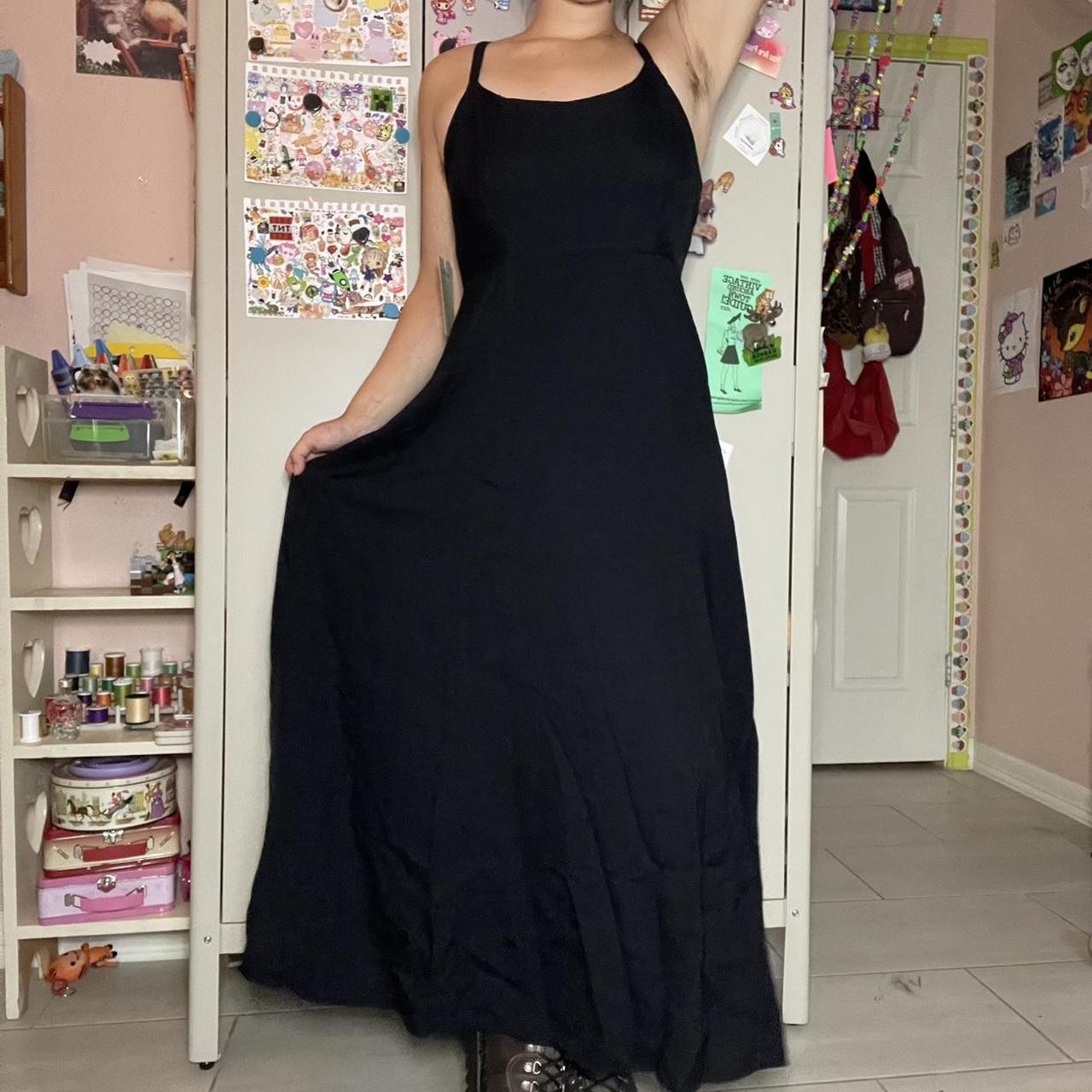 Simple black hot sale maxi dress