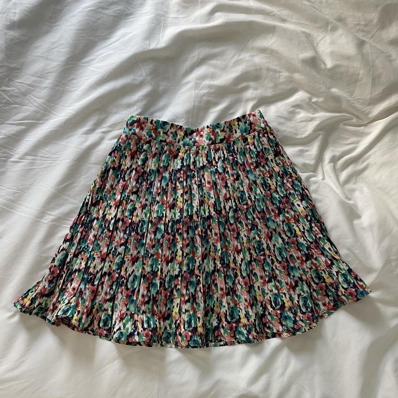 Floral pleated skirt from Nordstrom rack Size xs