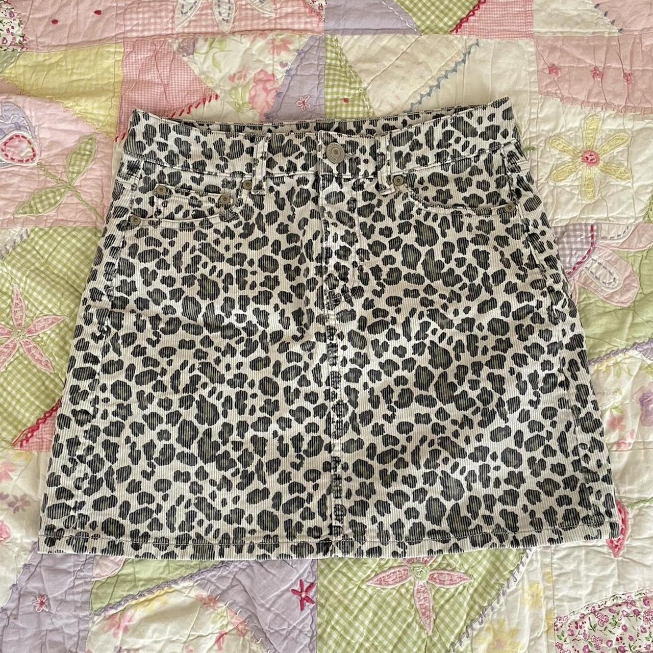 item listed by rachel_g16