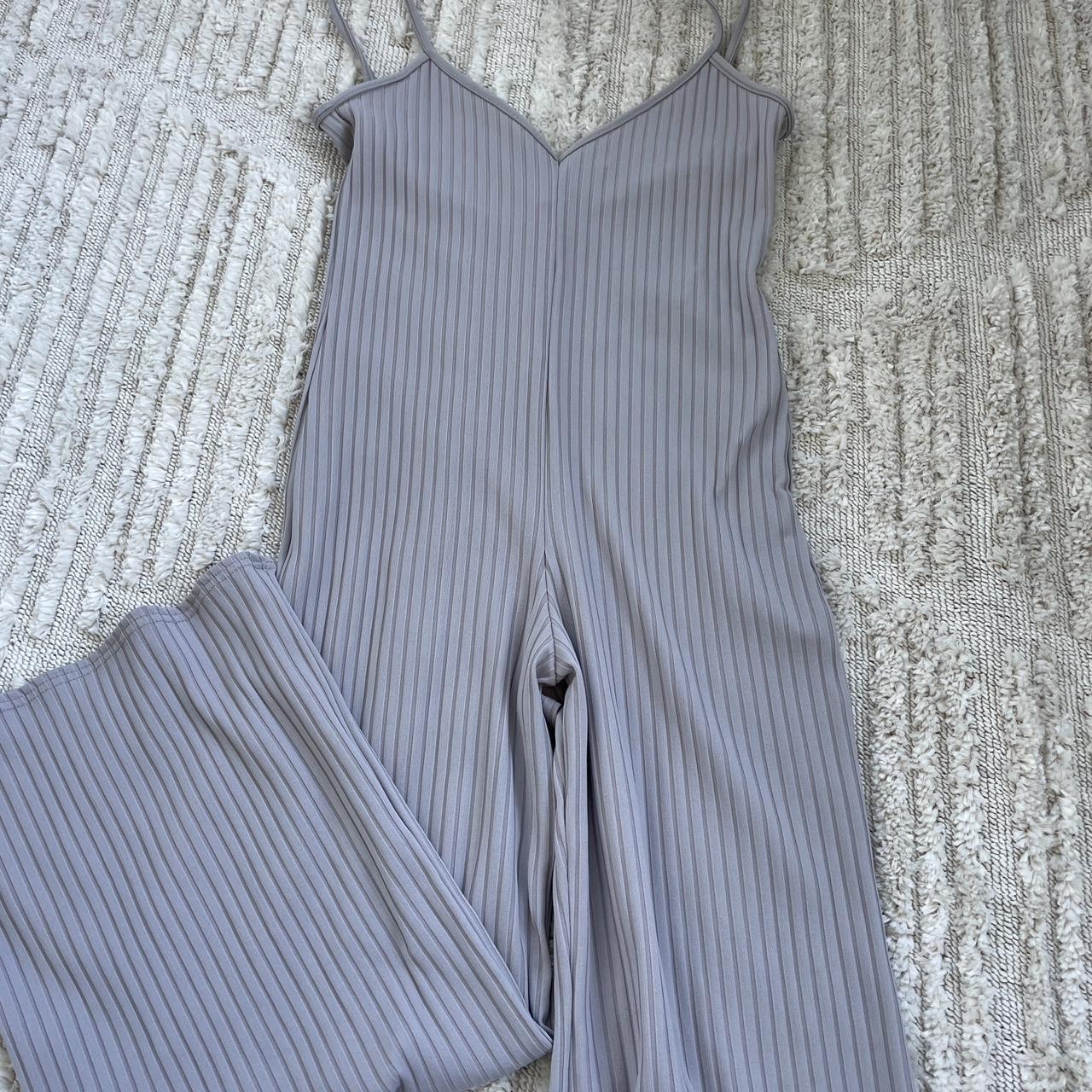 wide leg jumpsuit stretchy material only worn a... Depop