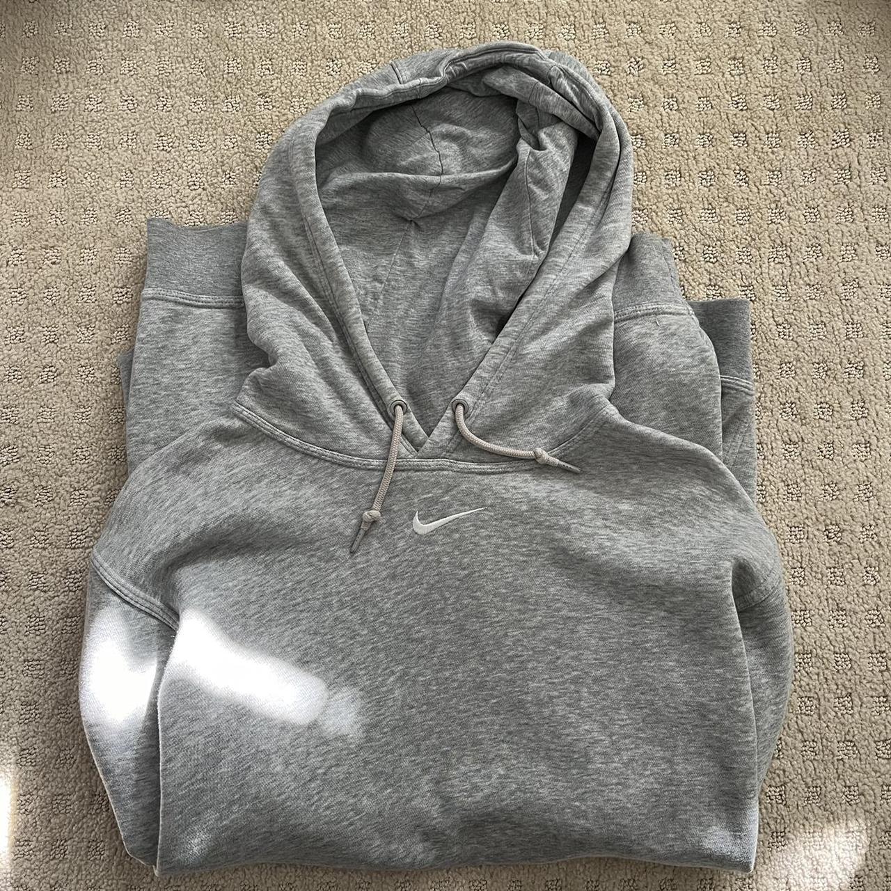 Center swoosh nike online hoodie