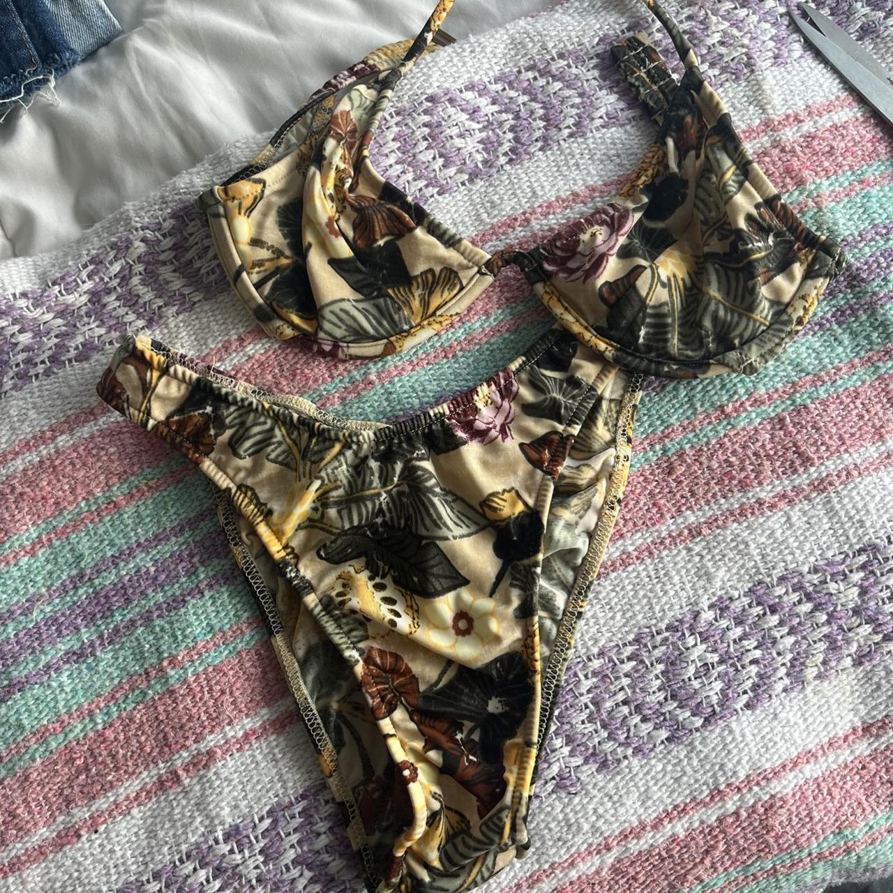 Venus Women's Yellow and Cream Bikinis-and-tankini-sets | Depop