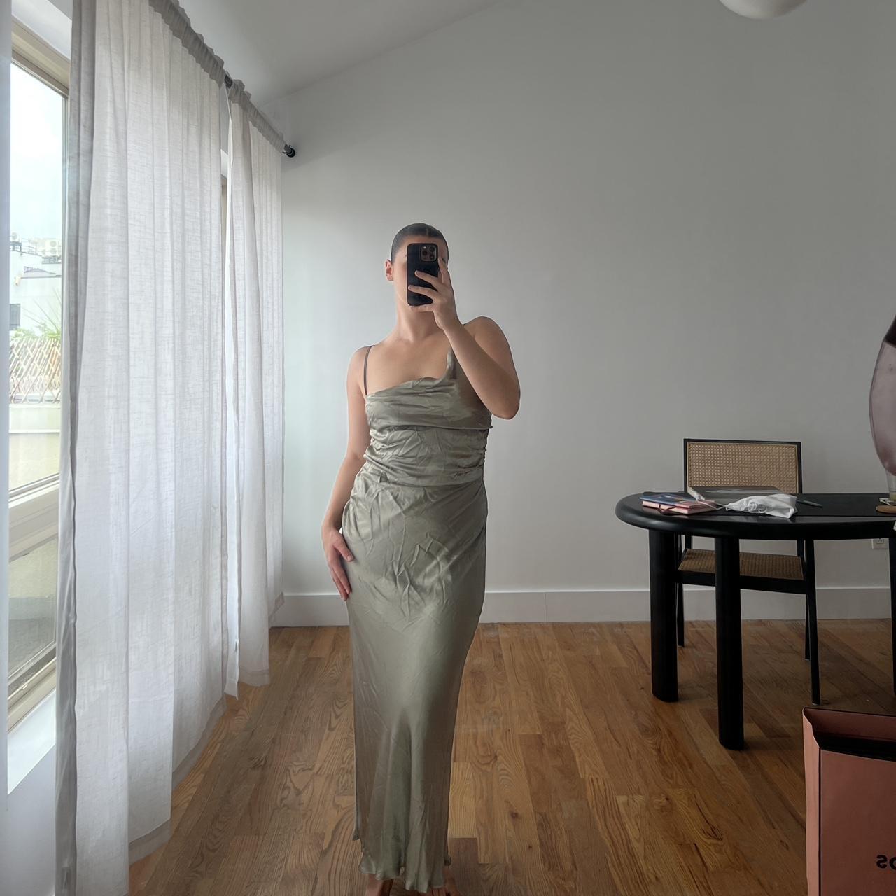 Shona Joy green dress! Perfect for a bridesmaids... Depop