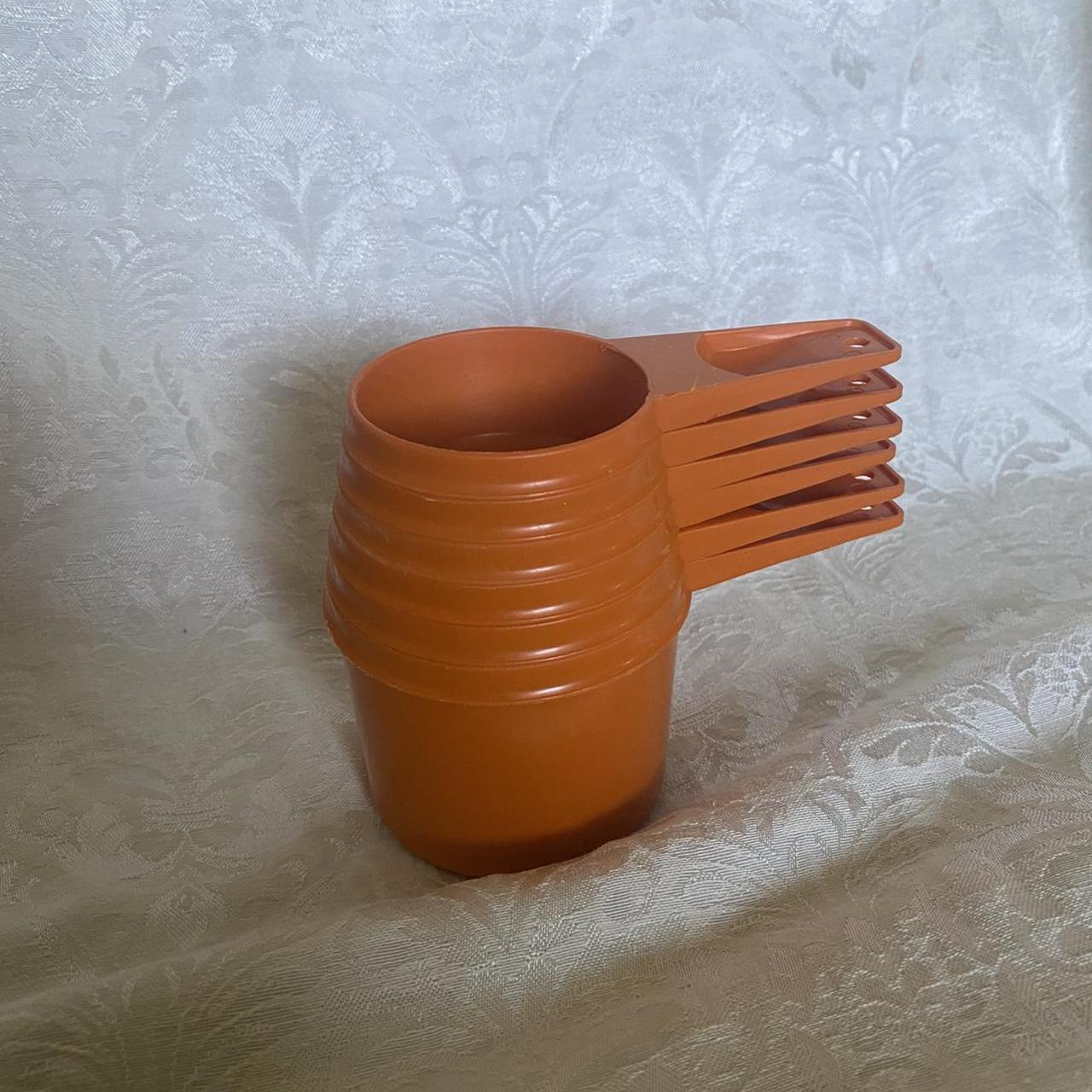 Vintage Set of 6 Tupperware Stacking Measuring Cups - Depop