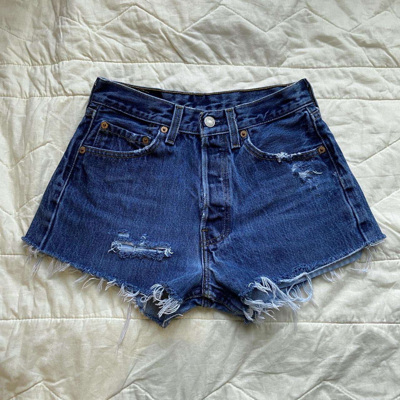 Levi's Women's Navy and Blue Shorts Depop