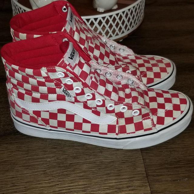 Vans white and hot sale red checkered