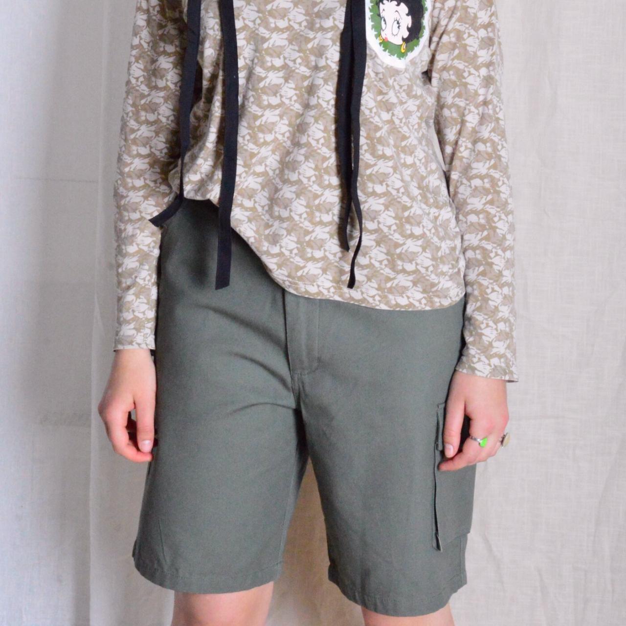 Vintage 90s Unisex Khaki Green Minimalist Cotton... - Depop