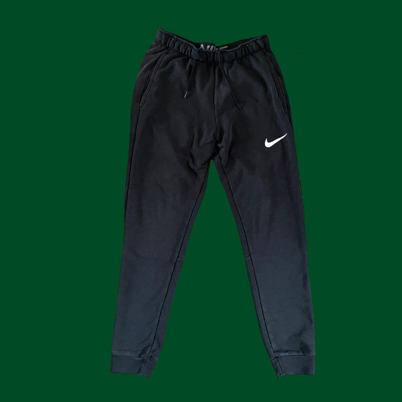 cropped joggers nike