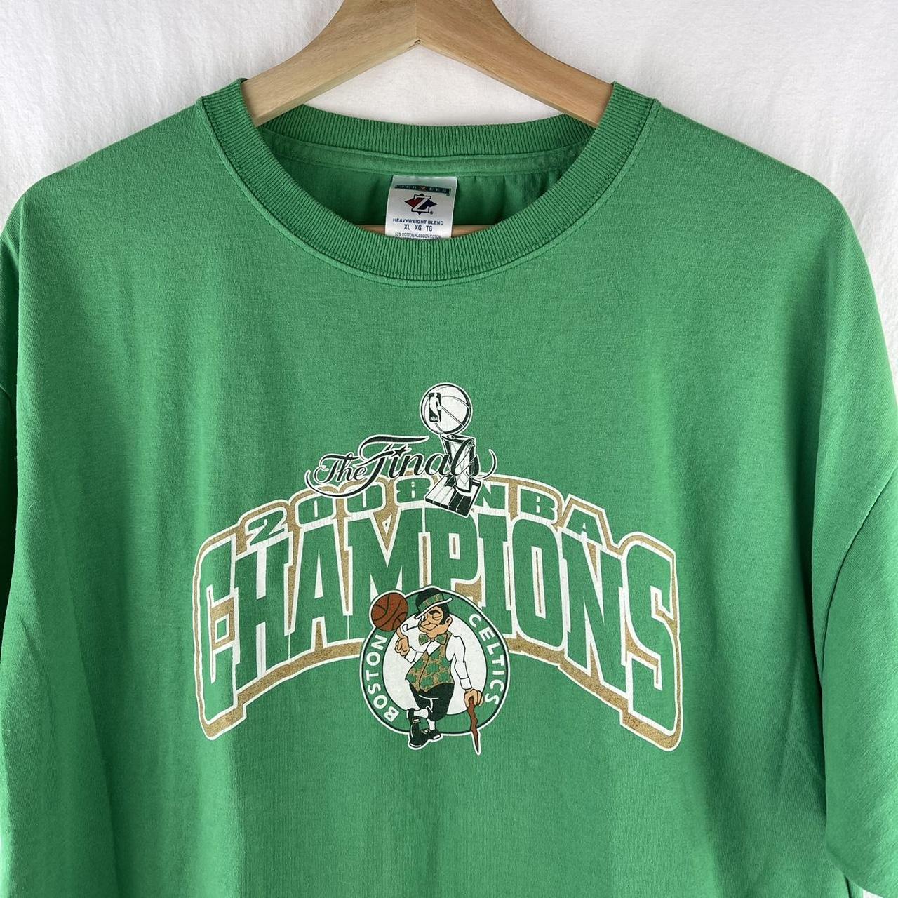 Jerzees Men's Green and Gold Tshirt Depop