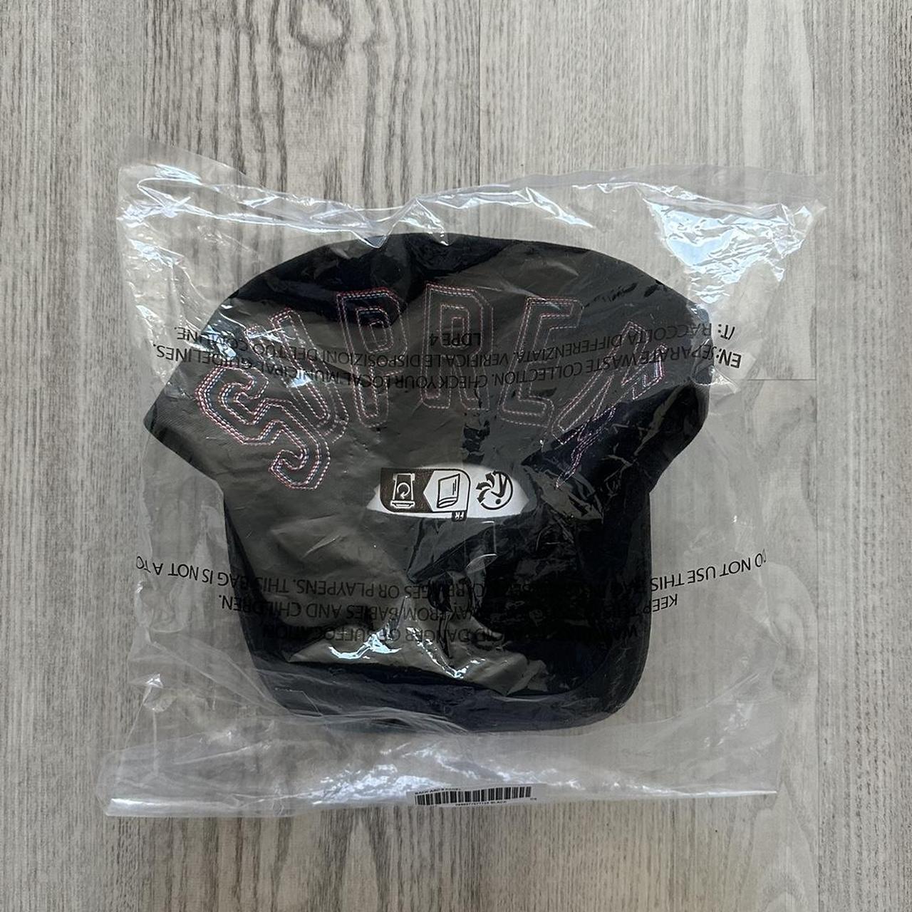 Supreme Back Arc 6-Panel Hat in Black, One size,...