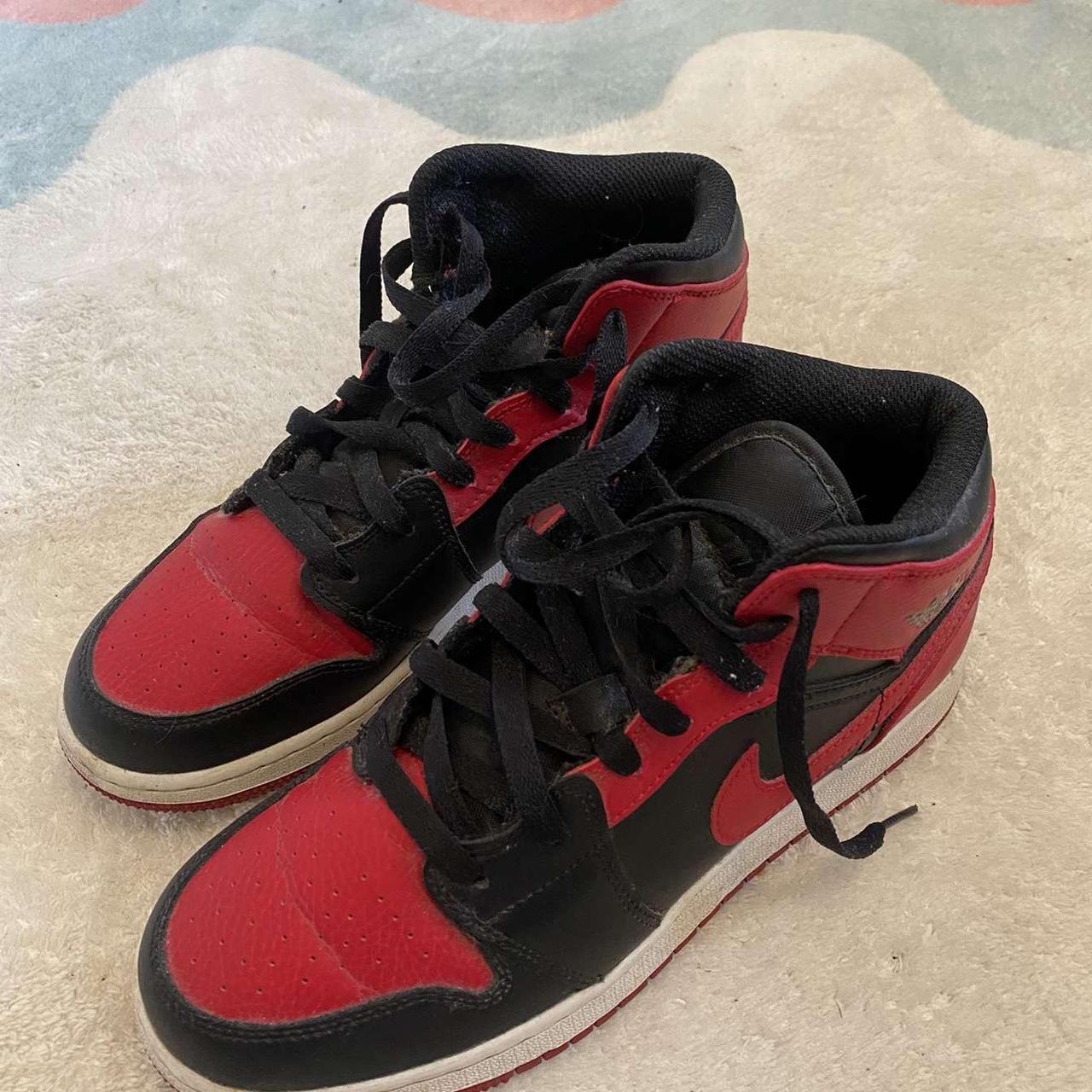 high top red air jordans