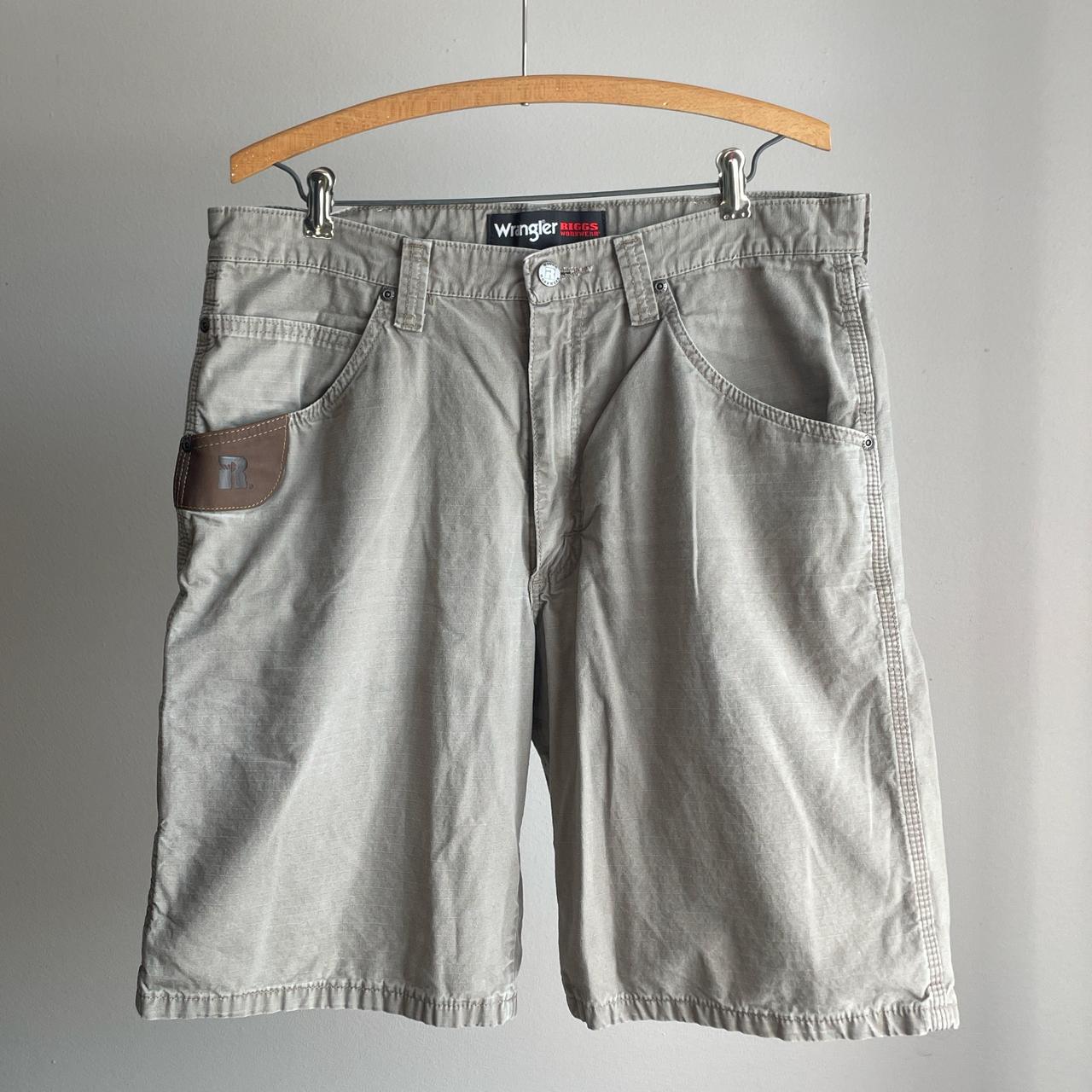 item listed by pastoverpresent