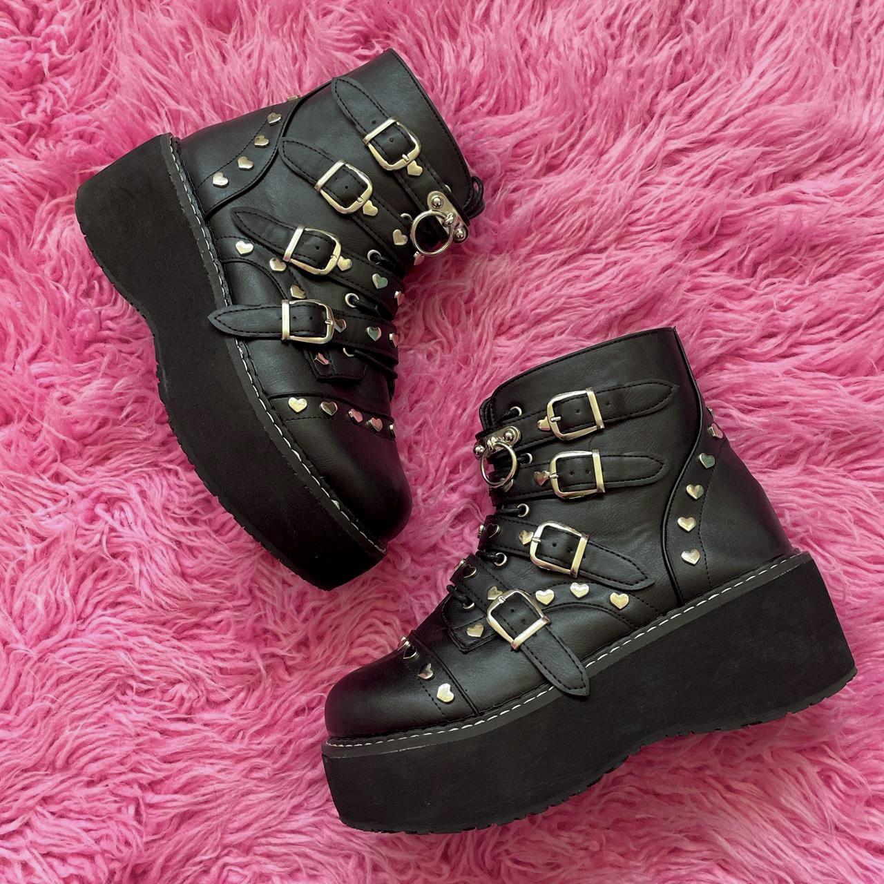 Women's Black Boots | Depop