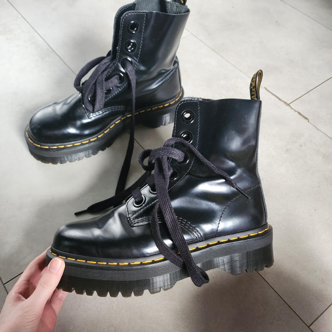 doc martens molly patent