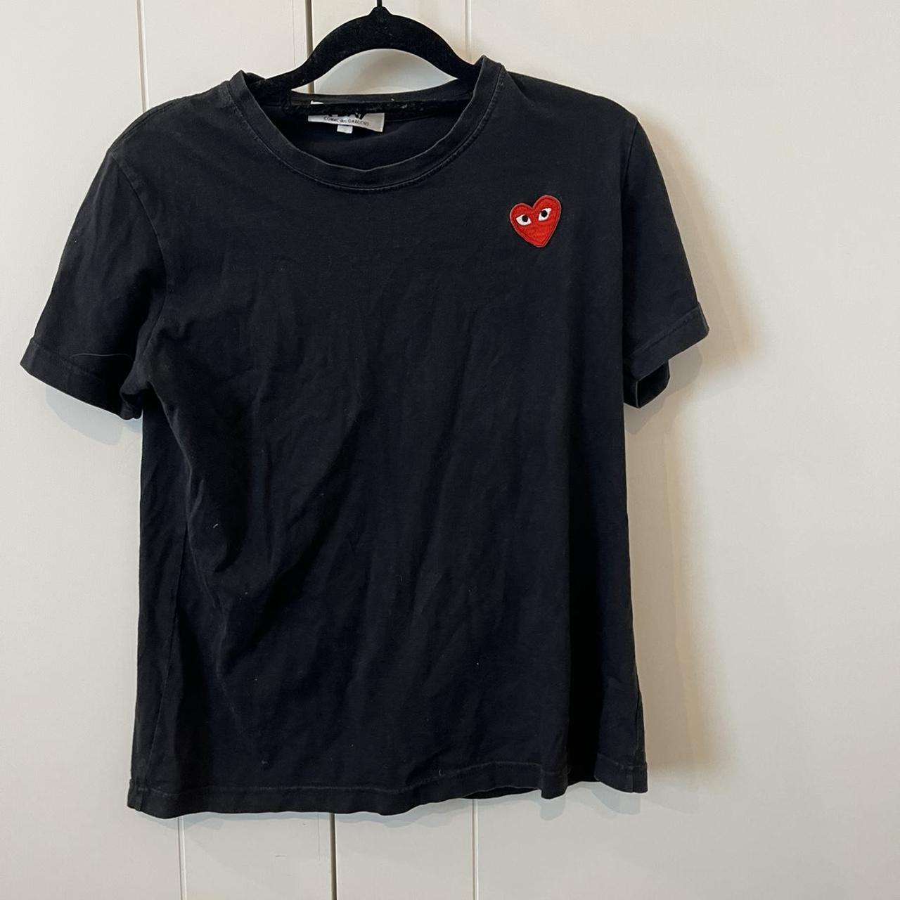 Comme des garçons play t-shirt Is very much well... - Depop