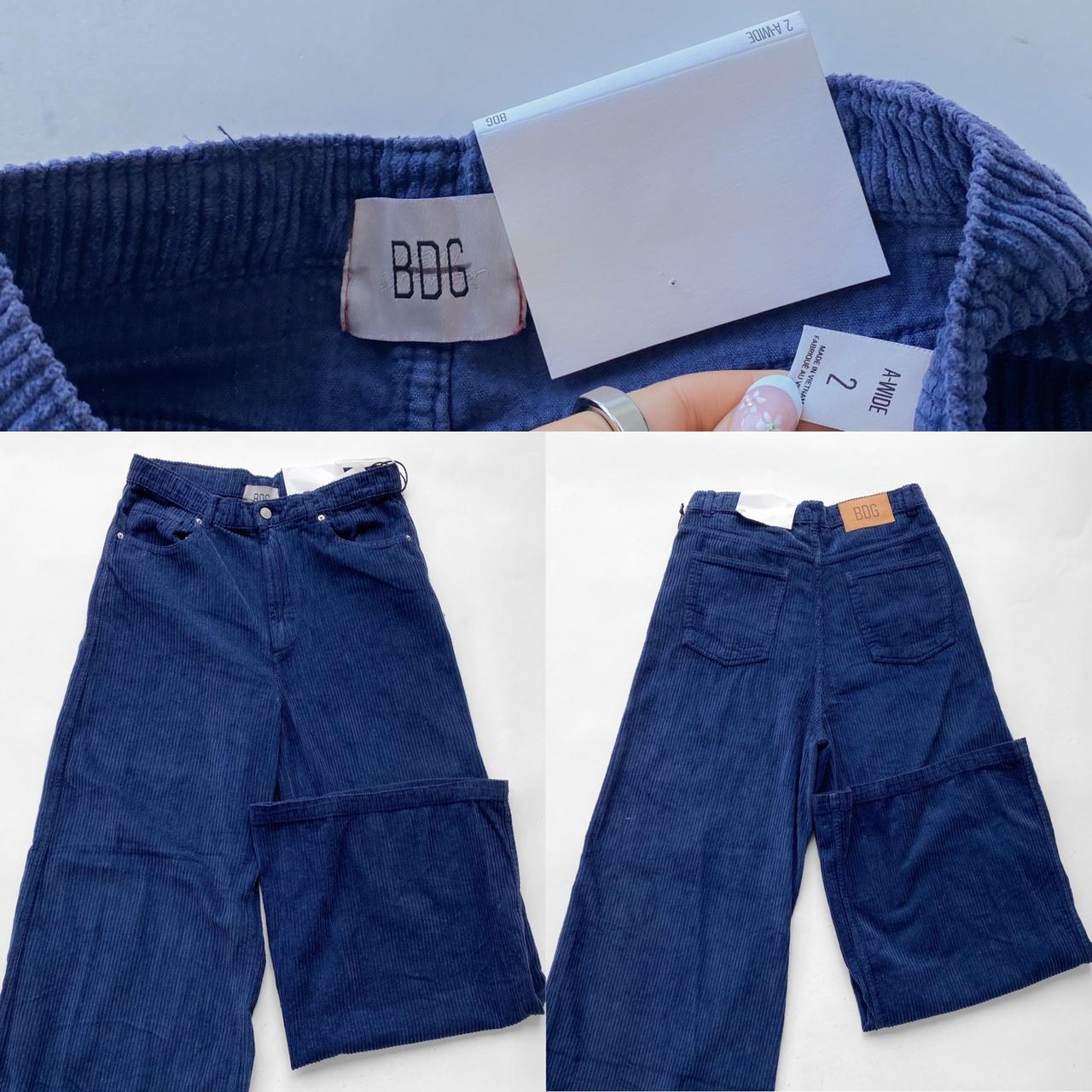 urban-outfitters-women-s-navy-and-blue-jeans-depop