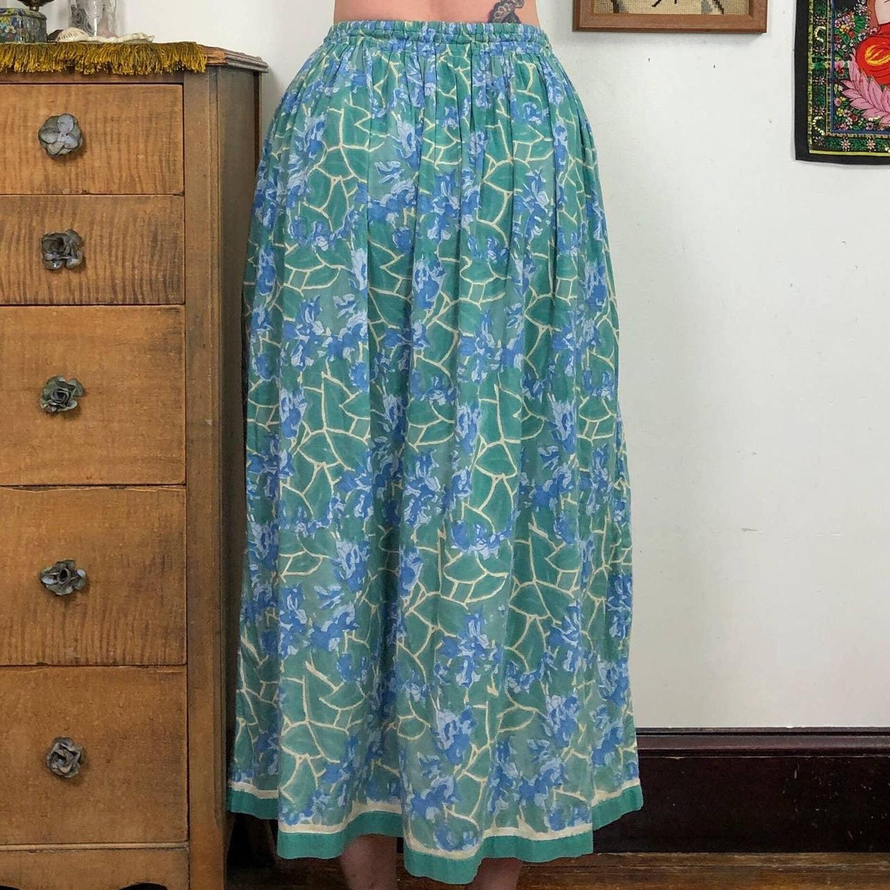 ANOKHI Women's Blue and Green Skirt (6)