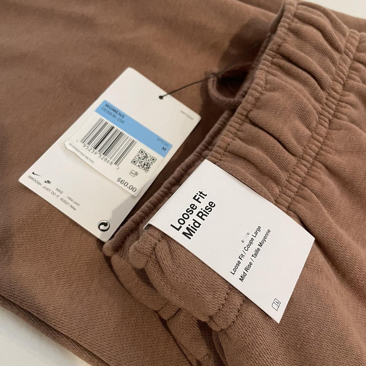 Nike Women's Brown Joggerstracksuits Depop