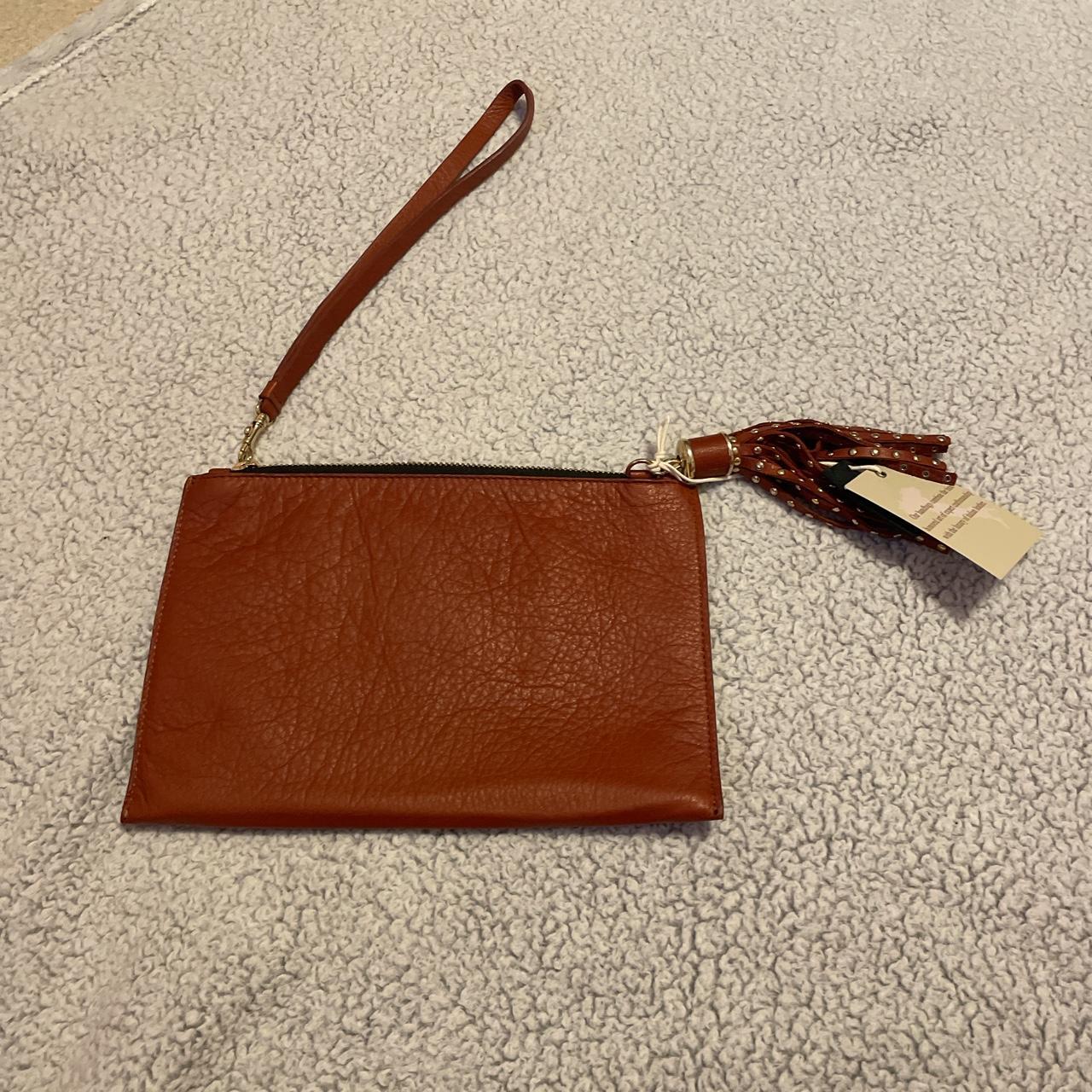 Punto store fibbia wristlet