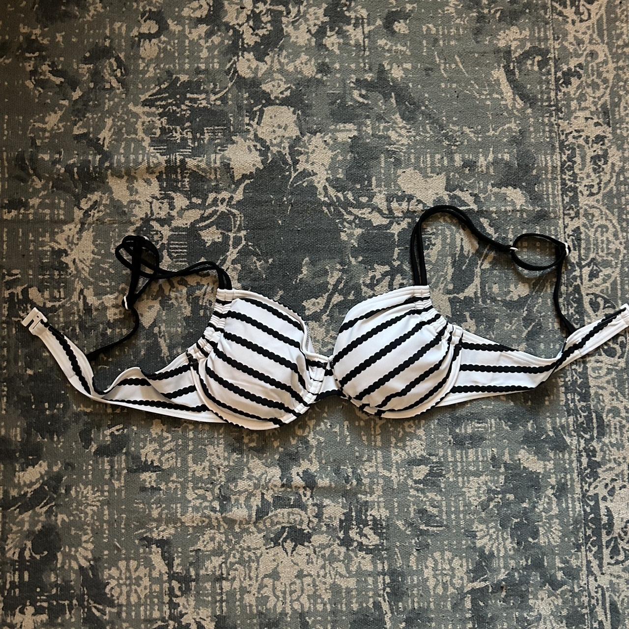 Lascana Women's Black And White Bikini-and-tankini-tops | Depop