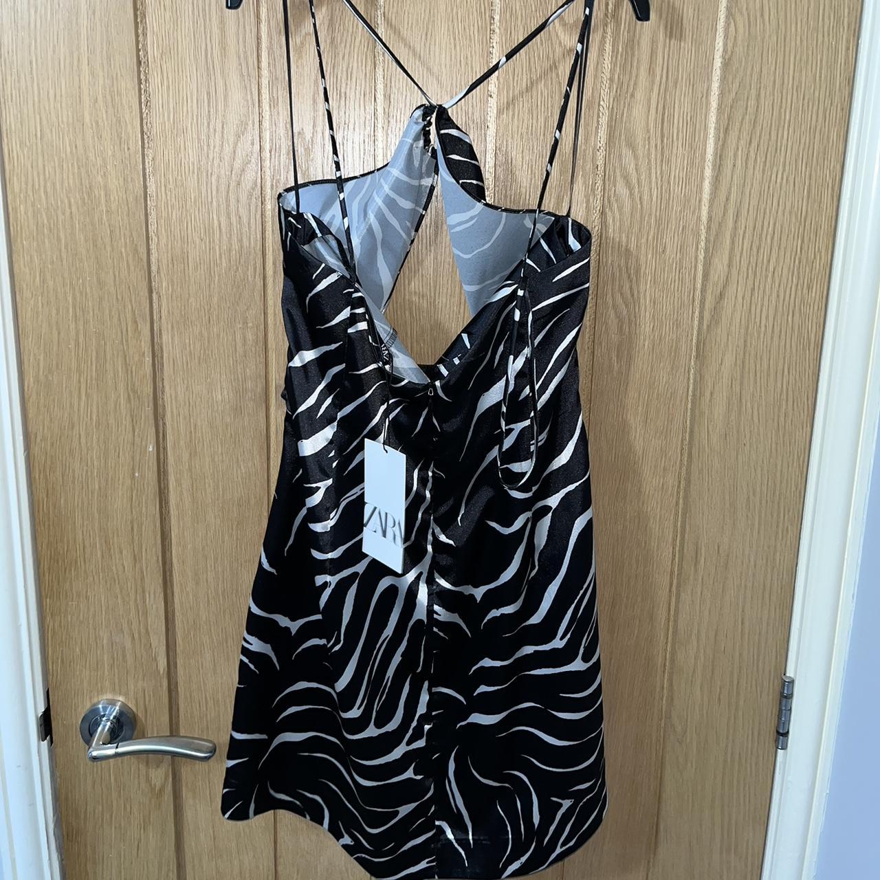 Zara Women's Black and White Dress | Depop