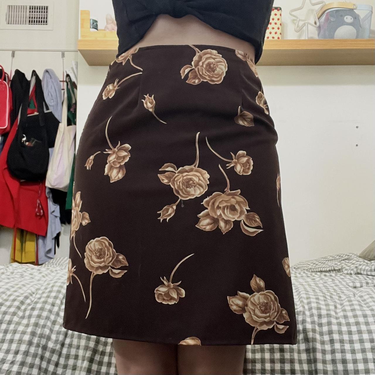 Floral pencil skirt clearance 90s