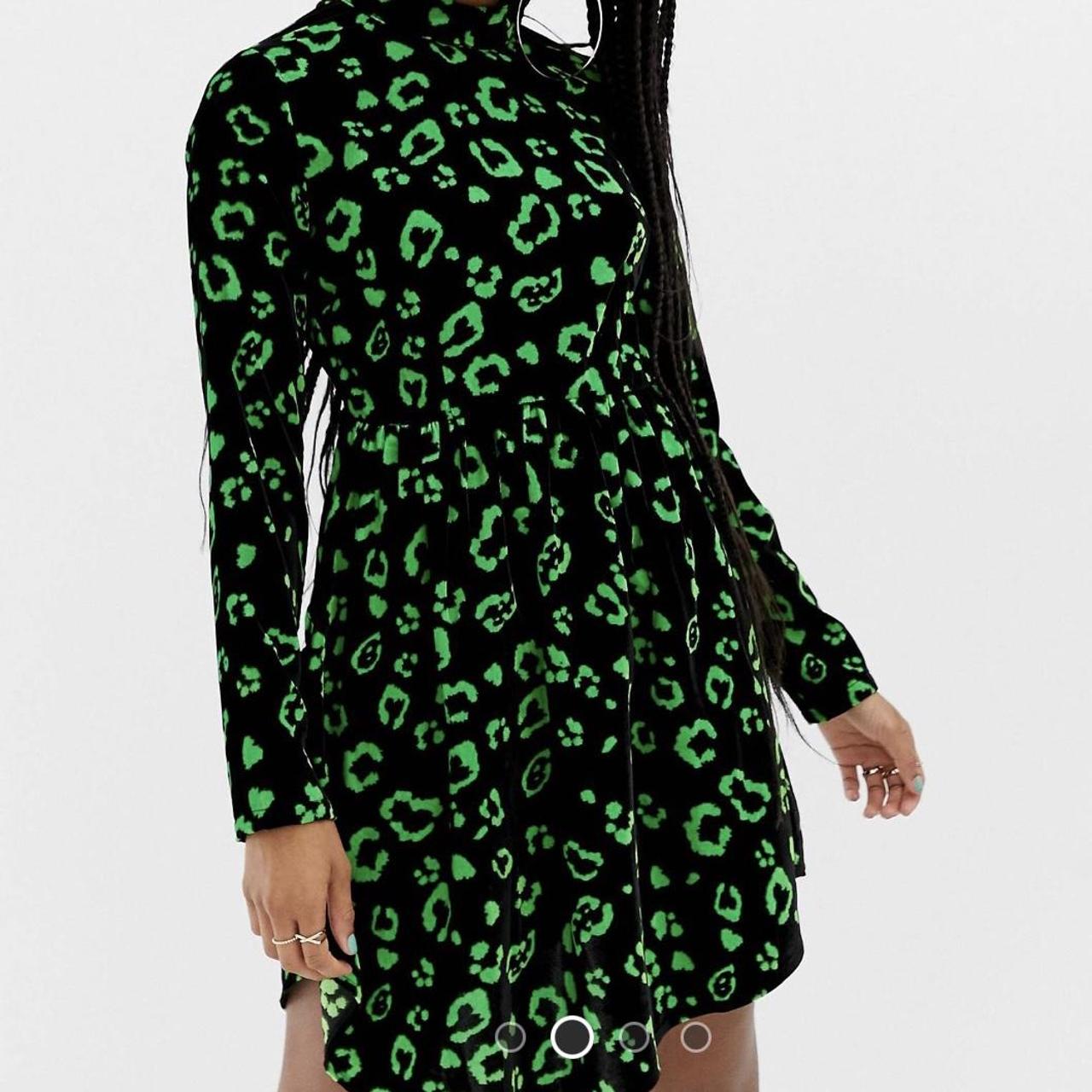 COLLUSION Black and Green Leopard Print Velvet