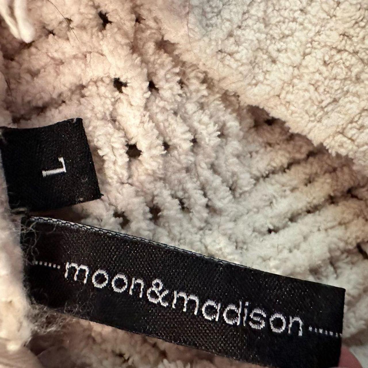 Source Unknown Women's Sweater - Cream - L – Moon… - image 7