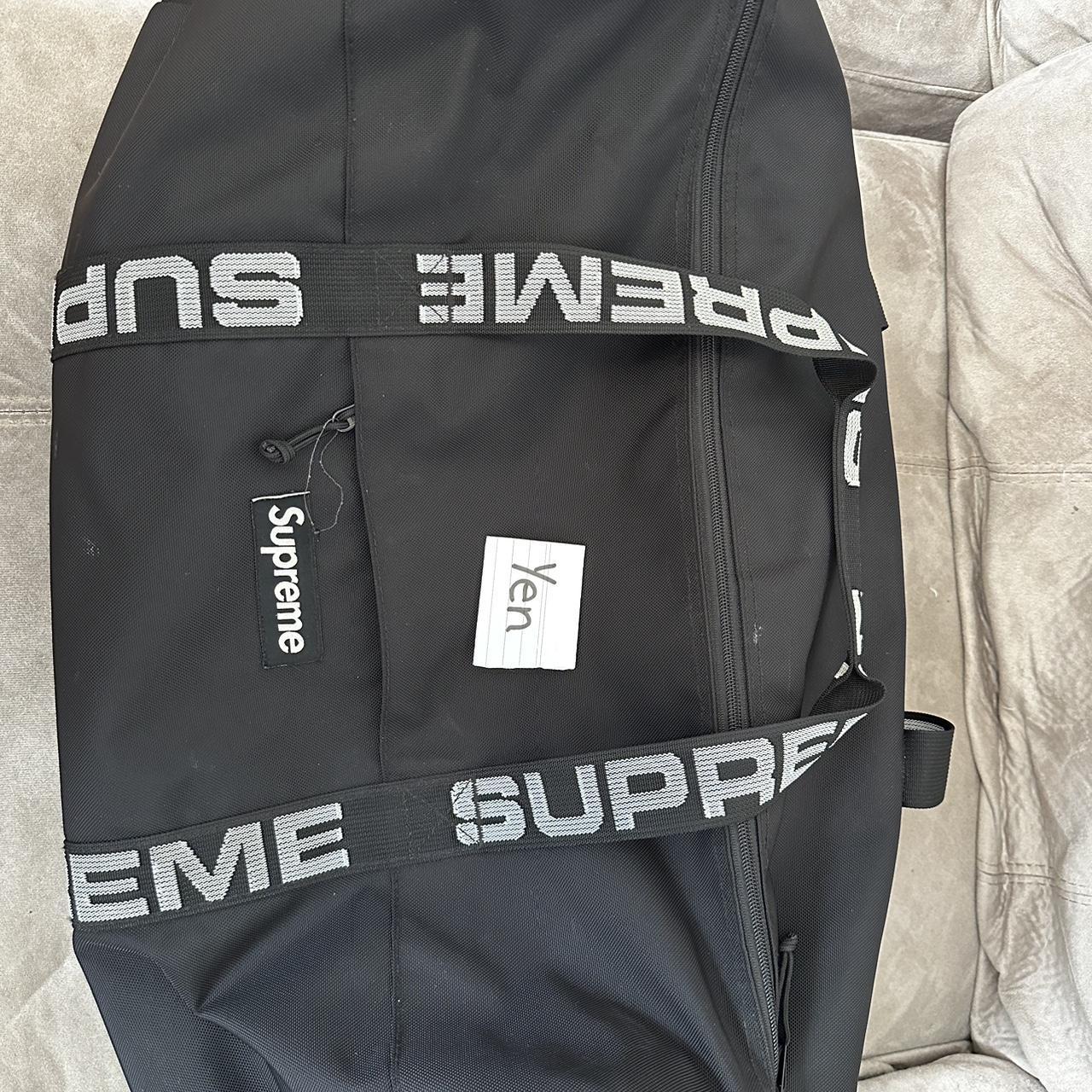 バッグ Supreme SS18 duffle bag large Supreme Large Duffle Bag (SS18) - $168