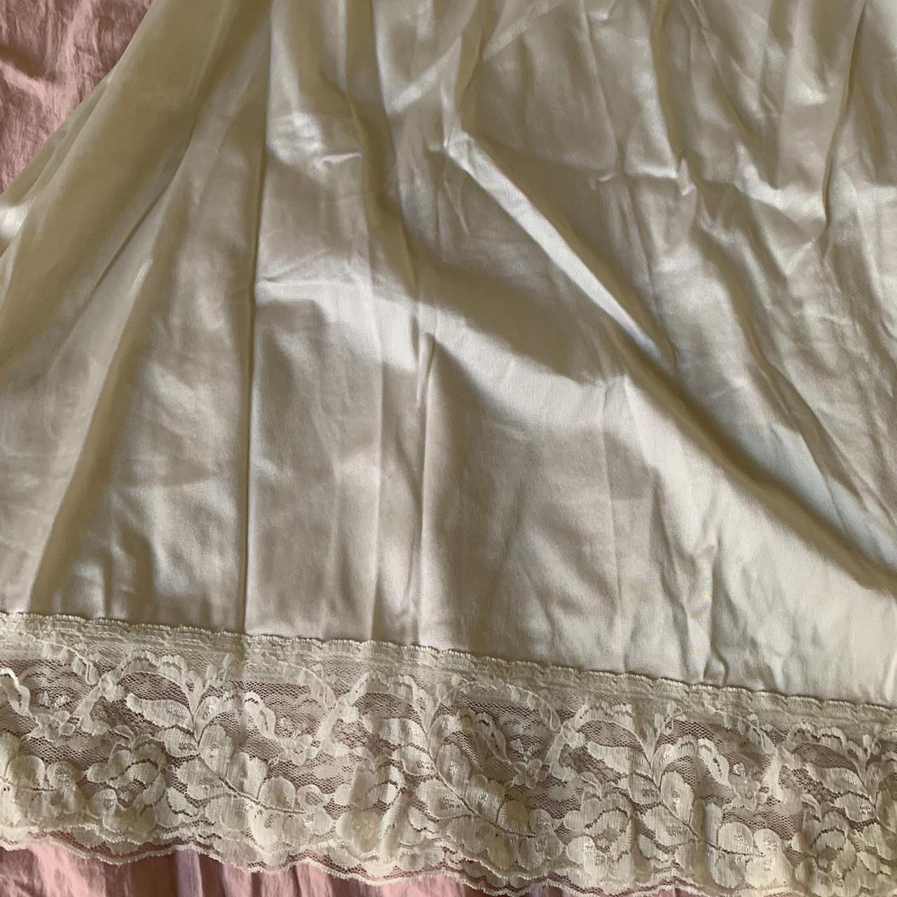 70s Vintage slip skirt Lovely vintage white lace - Depop