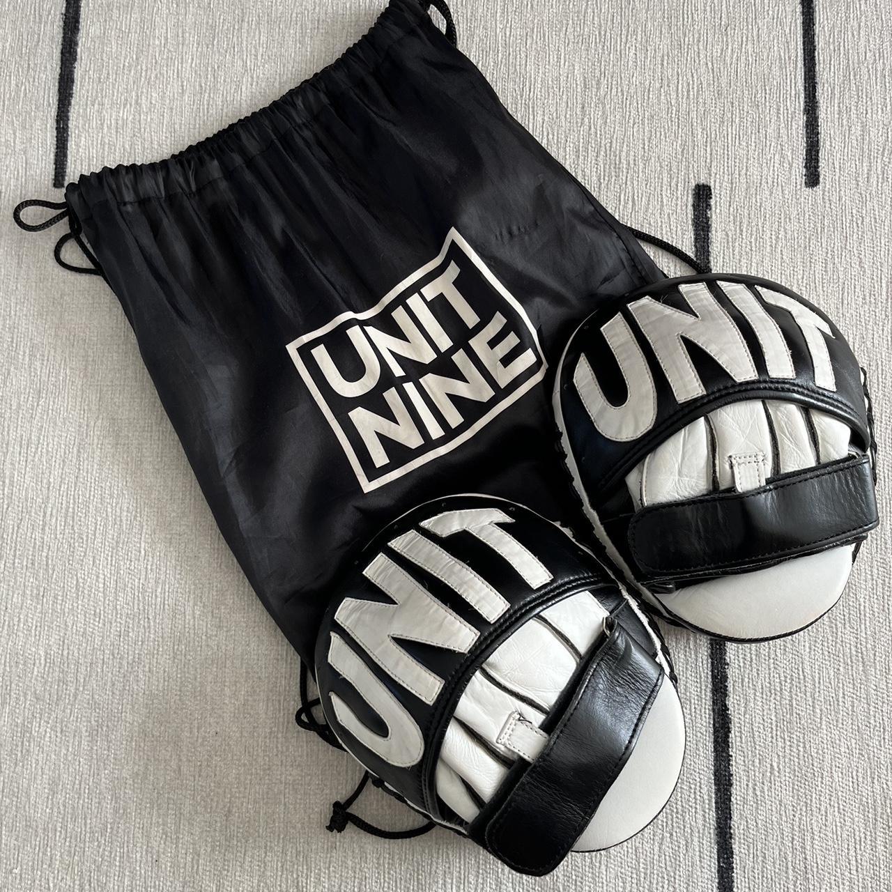 Unit nine boxing store gloves