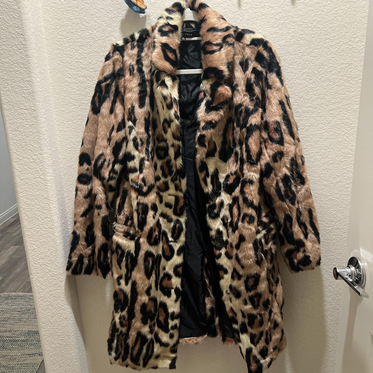 Lightweight leopard hotsell print coat