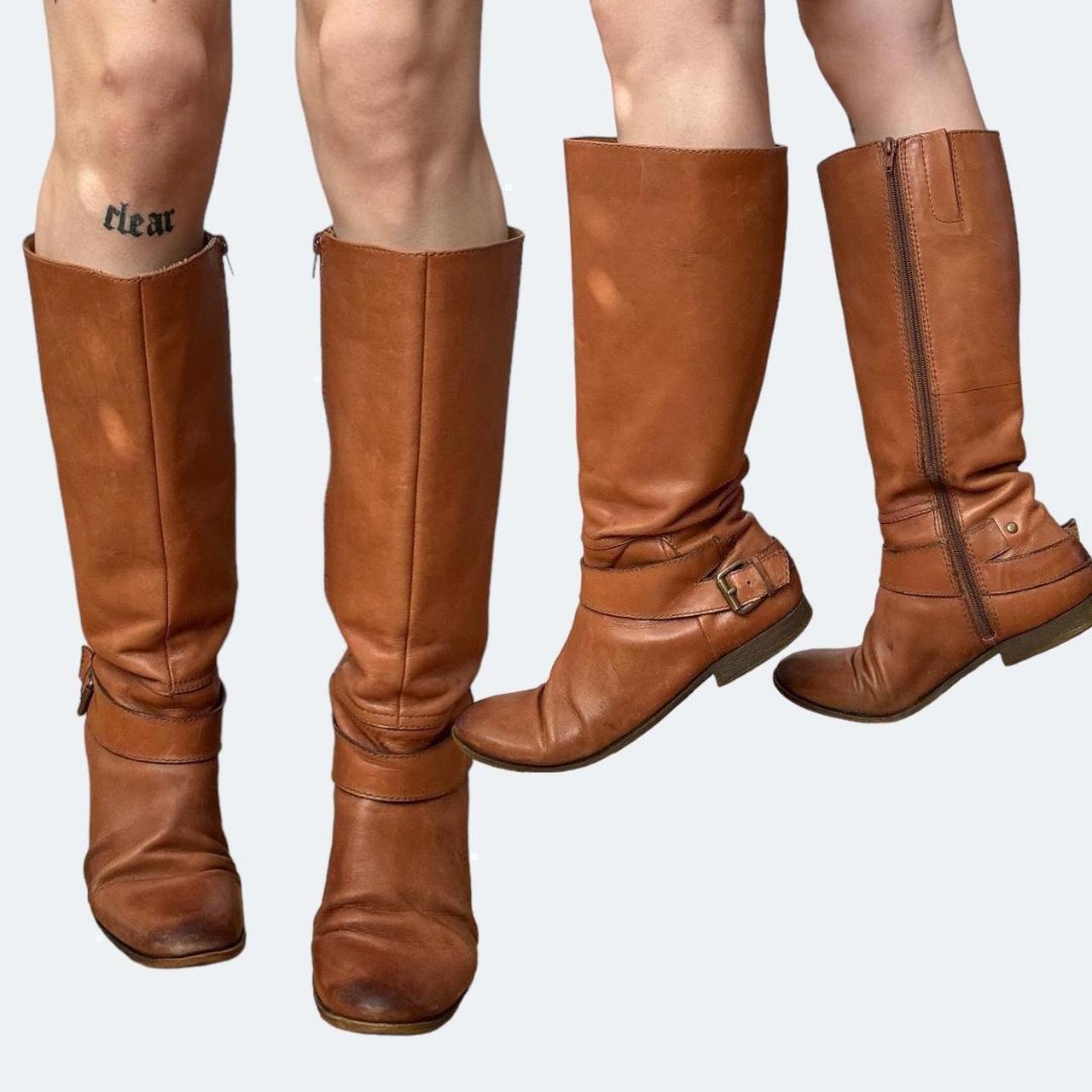 Y2K brown riding boots heeled boots from the early