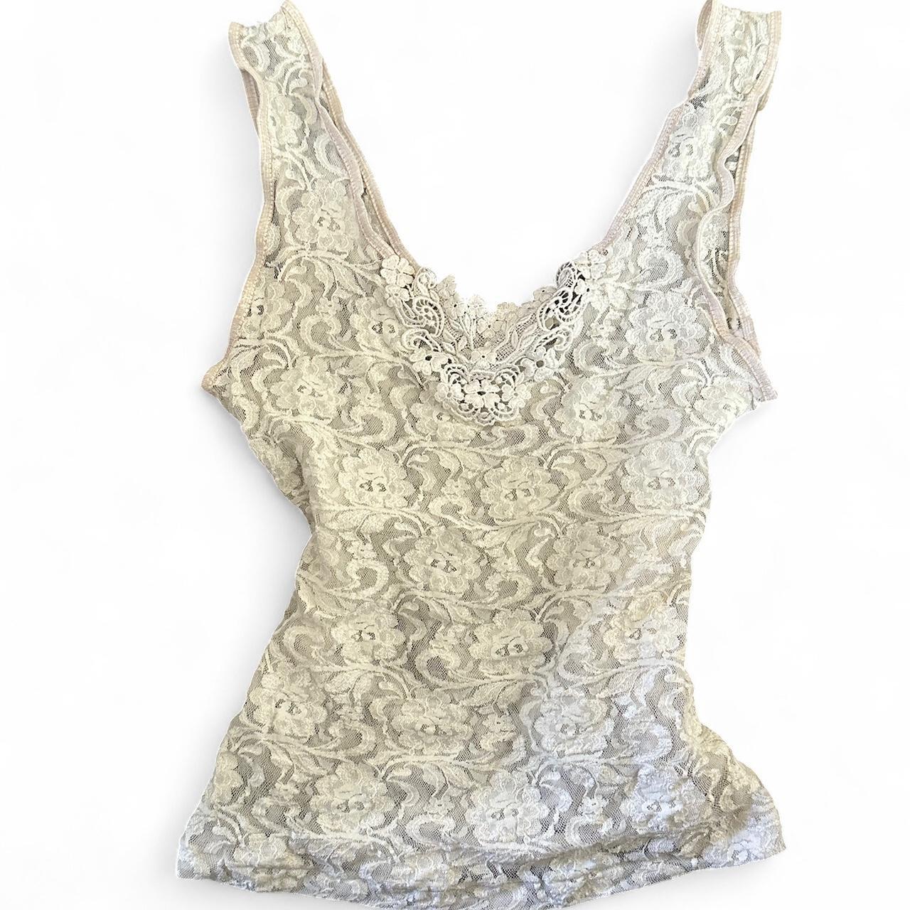 item listed by shopmiaelisa