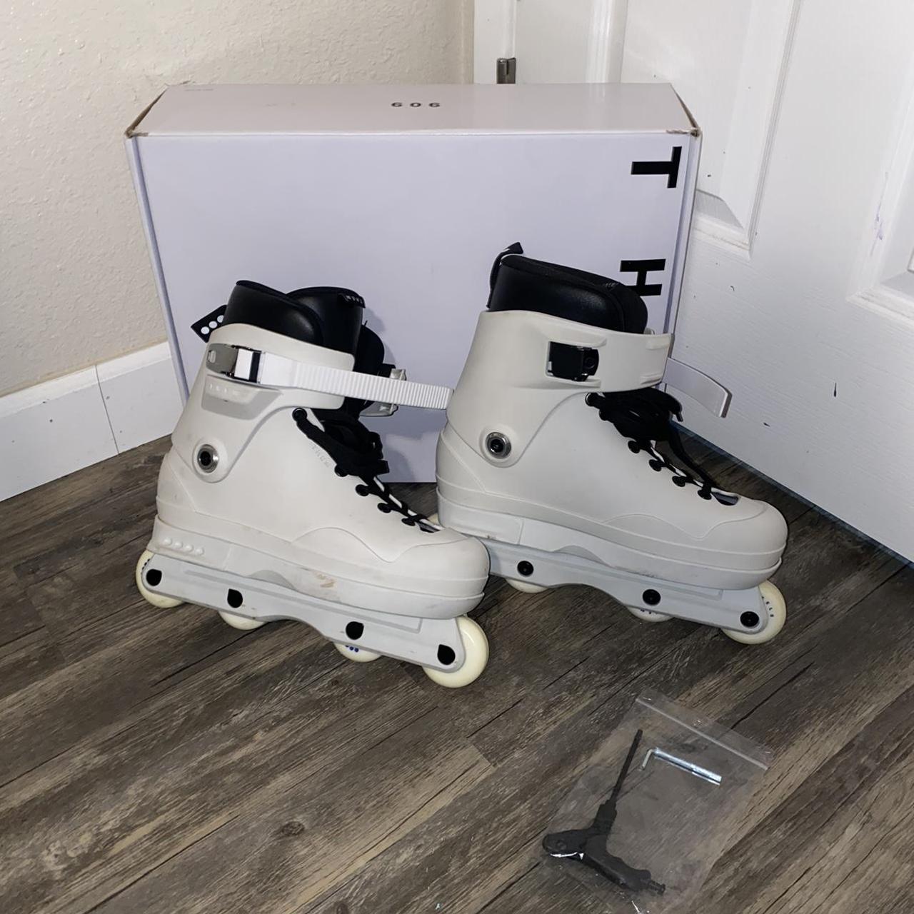 Them skates 909s inline skates. Size med/lrg I’m a... Depop