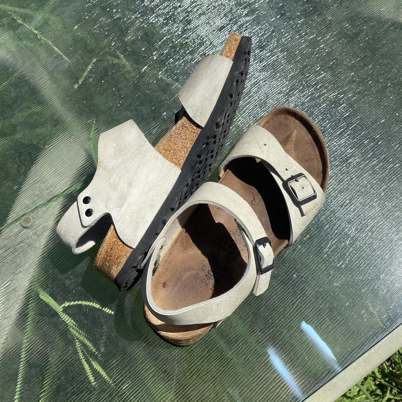 Tan best sale birkenstocks women's