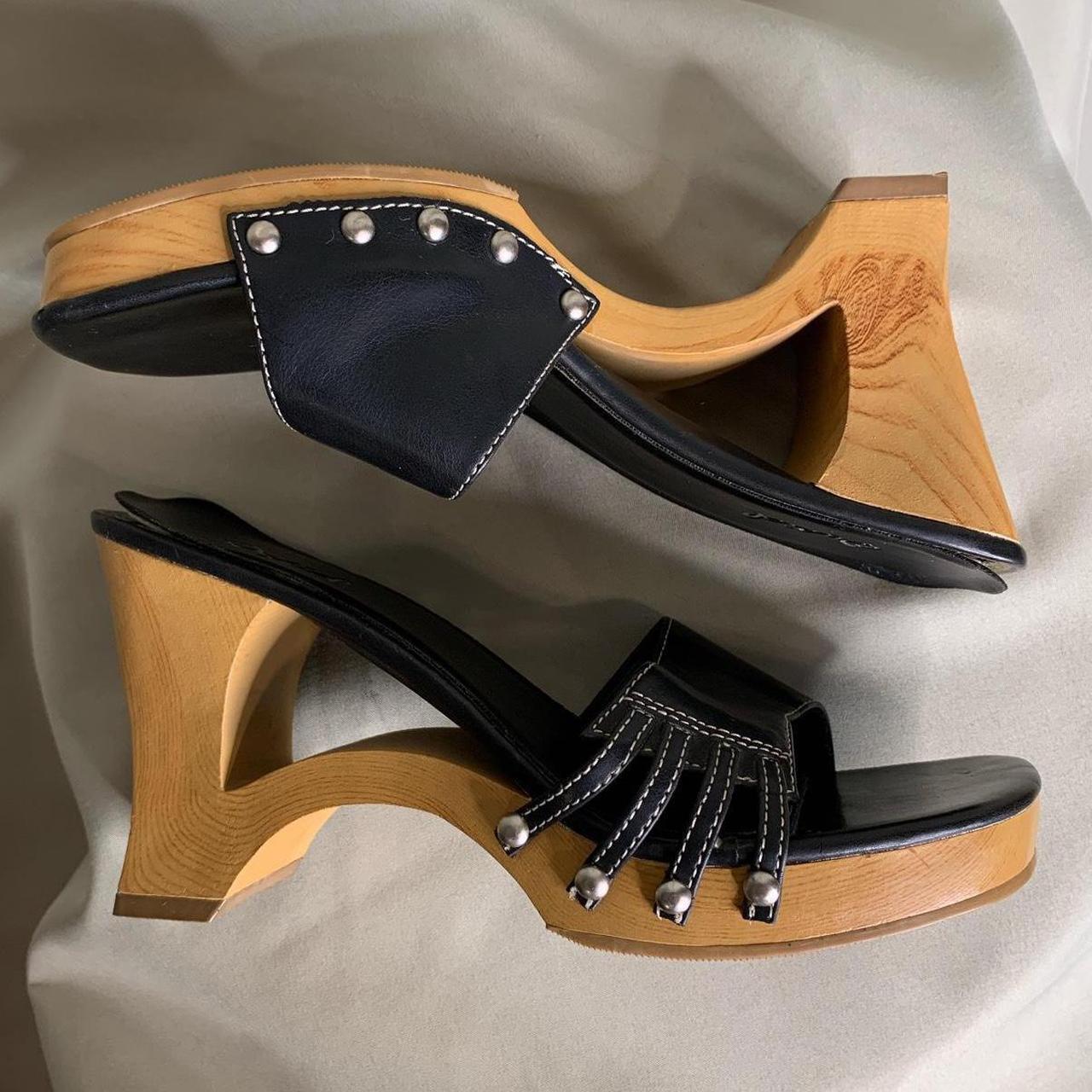 90s square hot sale toe sandals