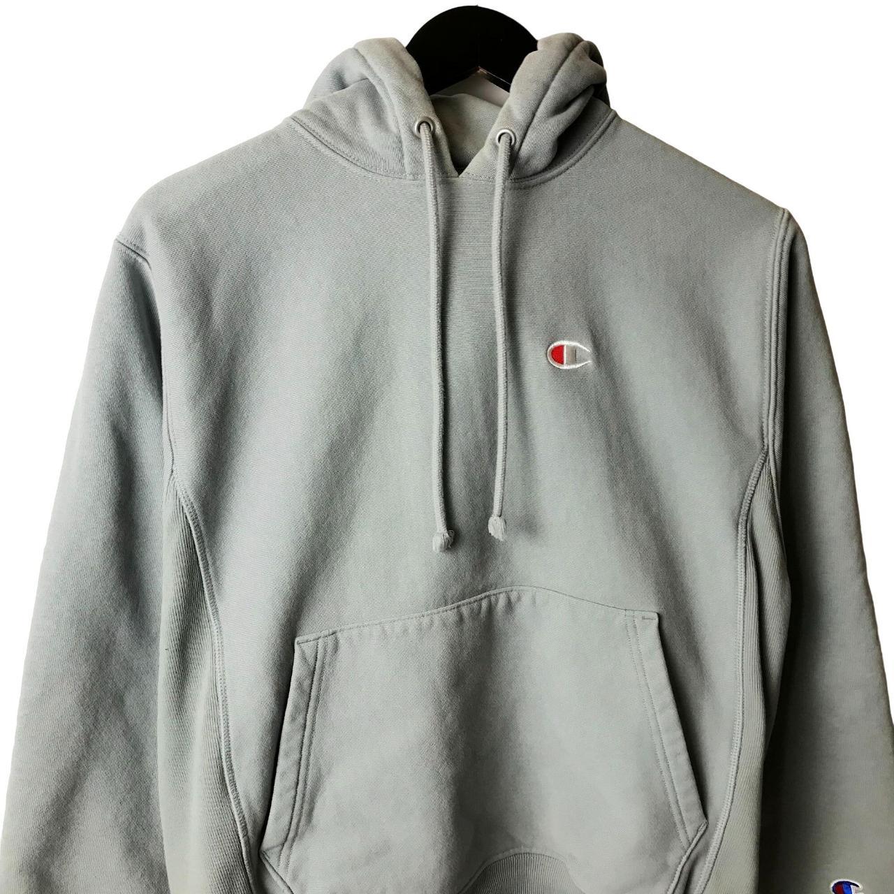 Champion reverse weave hoodie hot sale fit