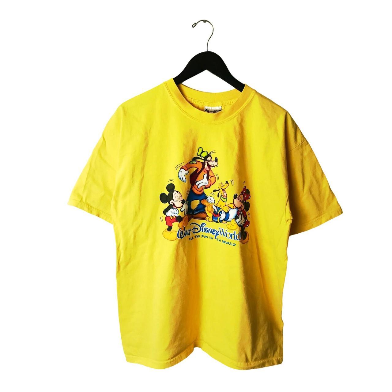 Vintage Walt Disney World Mickey Friends T Shirt... - Depop