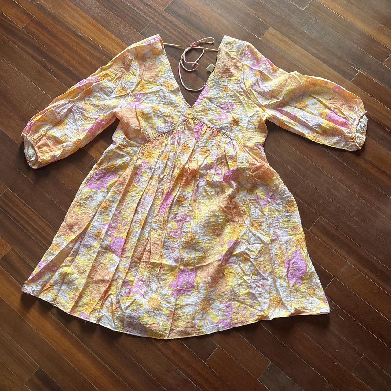 H&M Floral Dress Vivid print and flowy dress... Depop