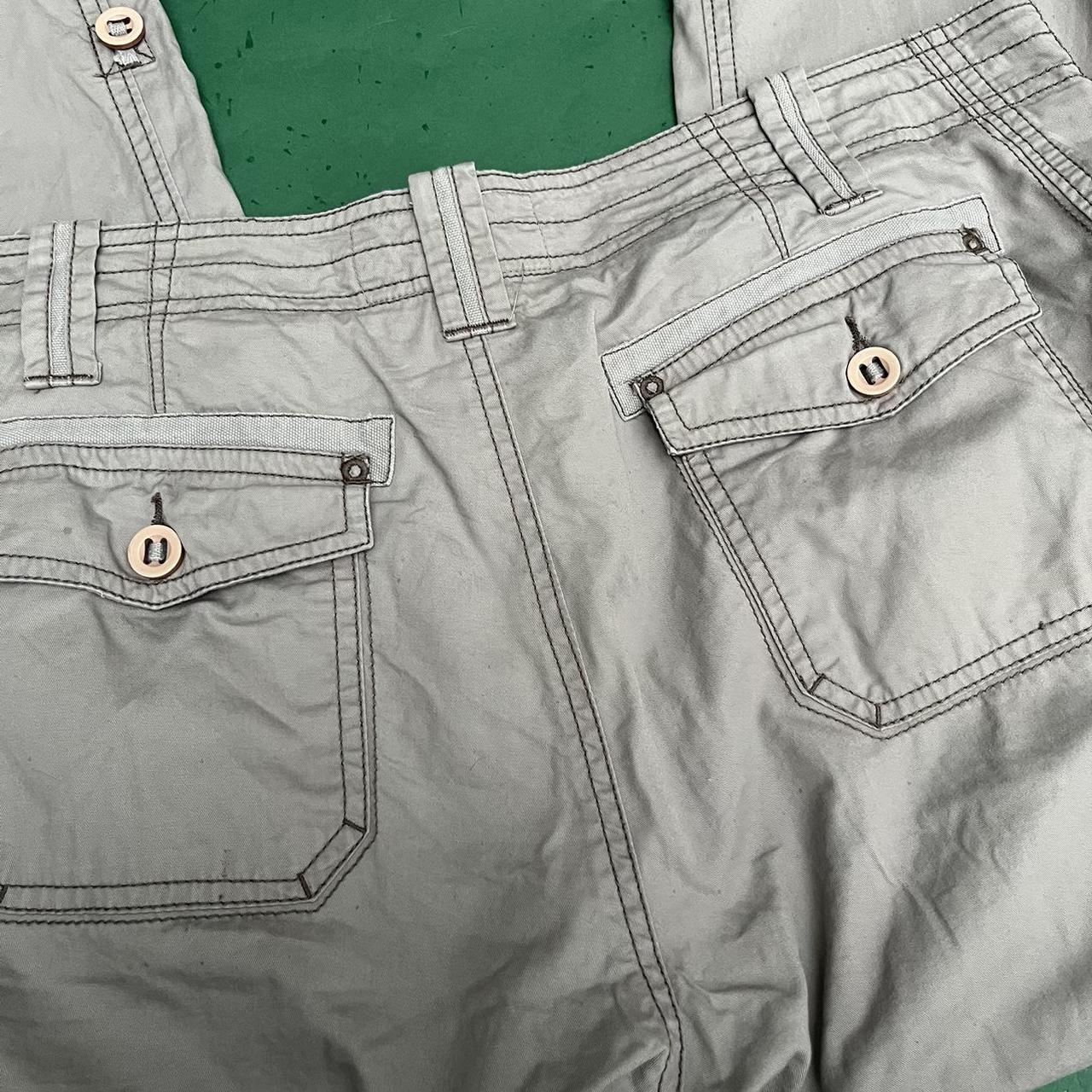 early 2000’s grey cargo pants such a great addition... - Depop