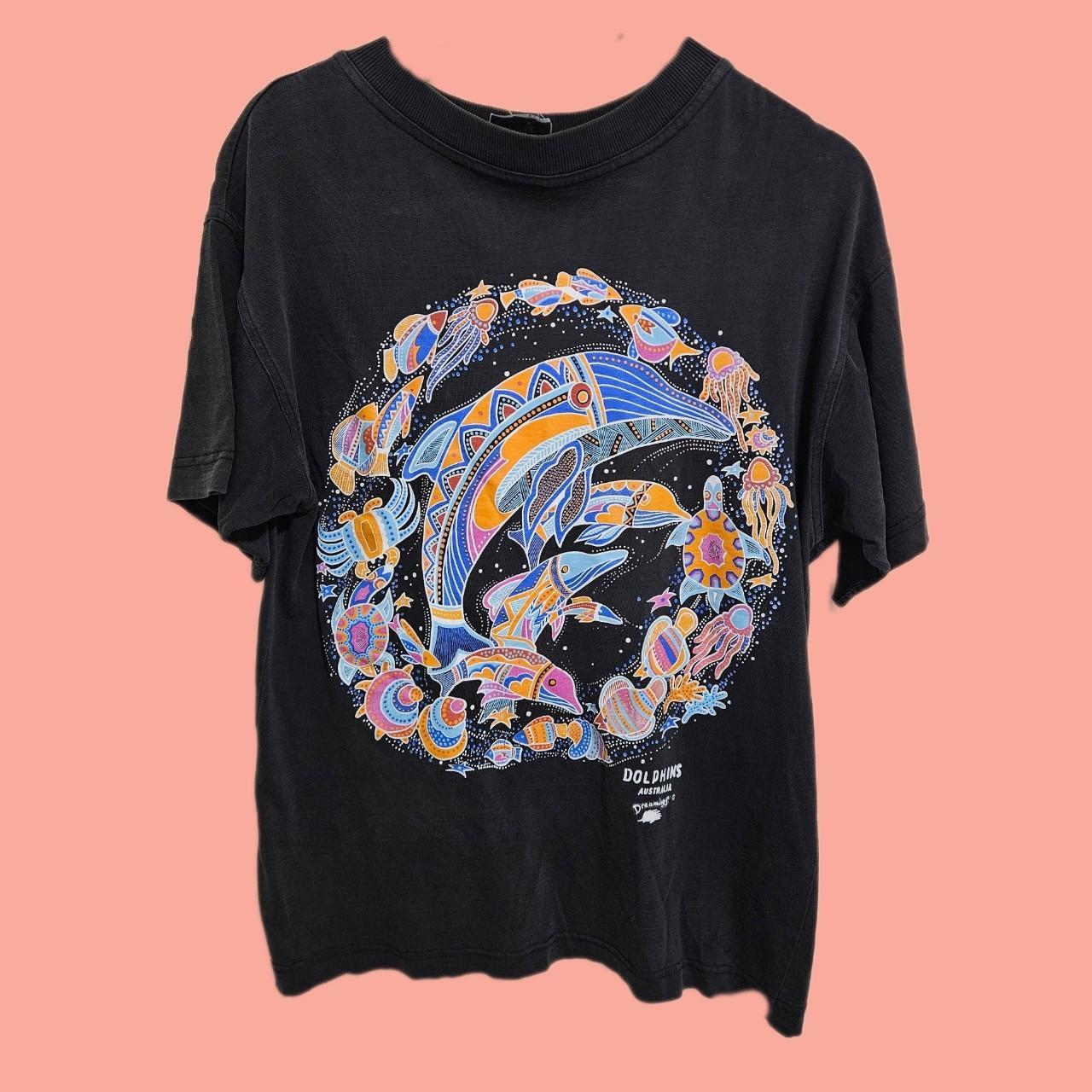 Eye-catching Aboriginal art tee! This unique shirt... - Depop