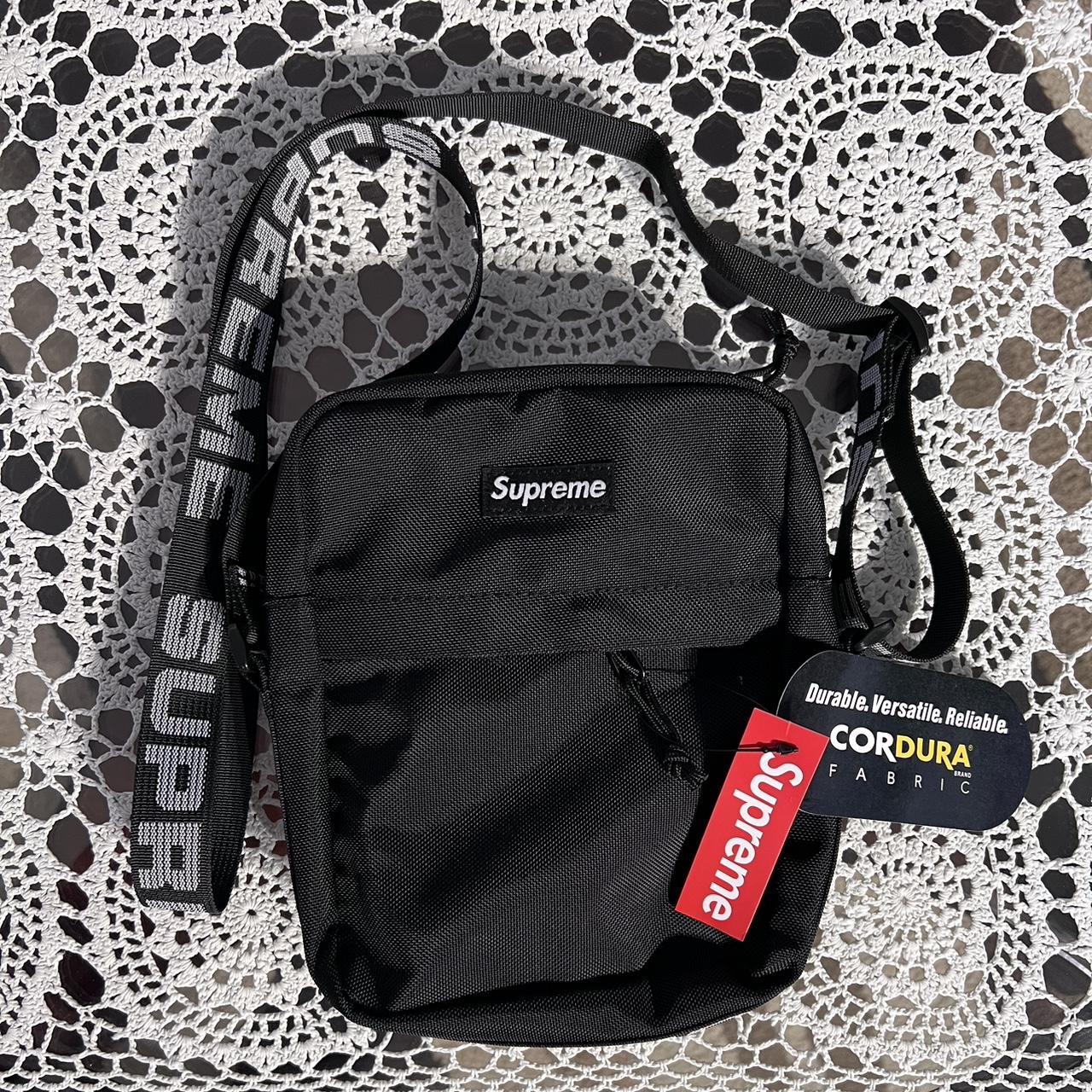 Supreme shoulder bag (ss18) -used but still in - Depop