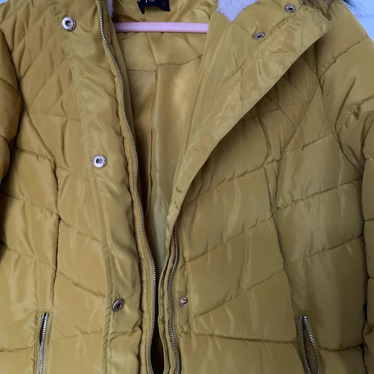 F&f shop yellow coat