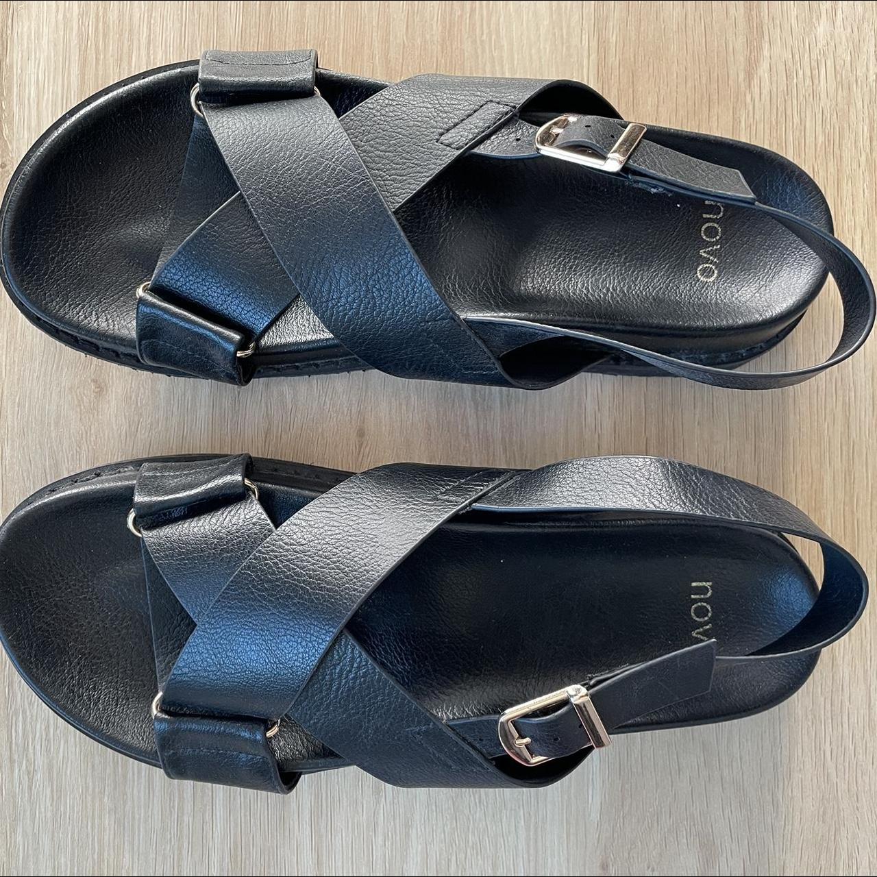 Cross over sandals // novo // size US 8 // worn once... - Depop