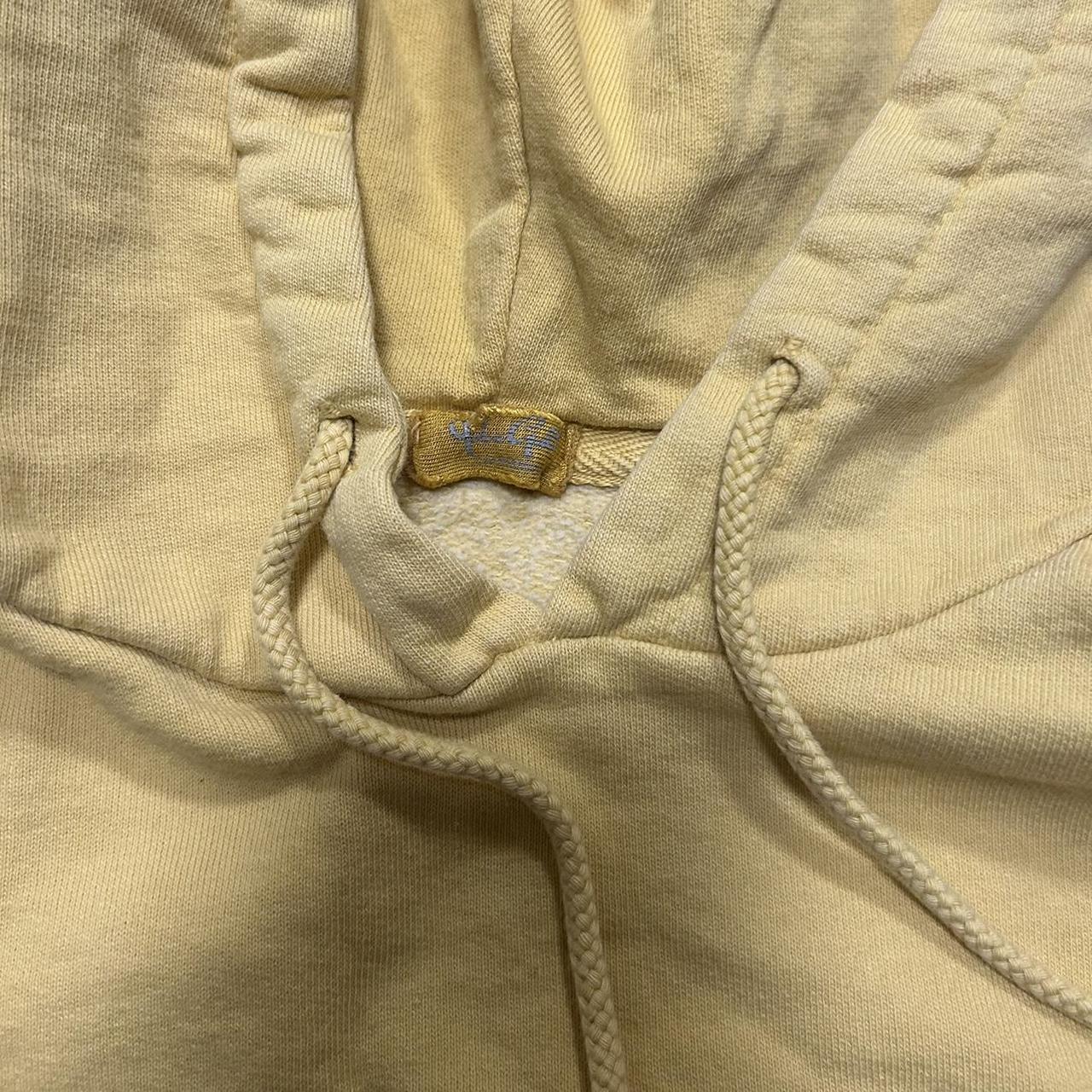 Brandy melville 2024 yellow hoodie