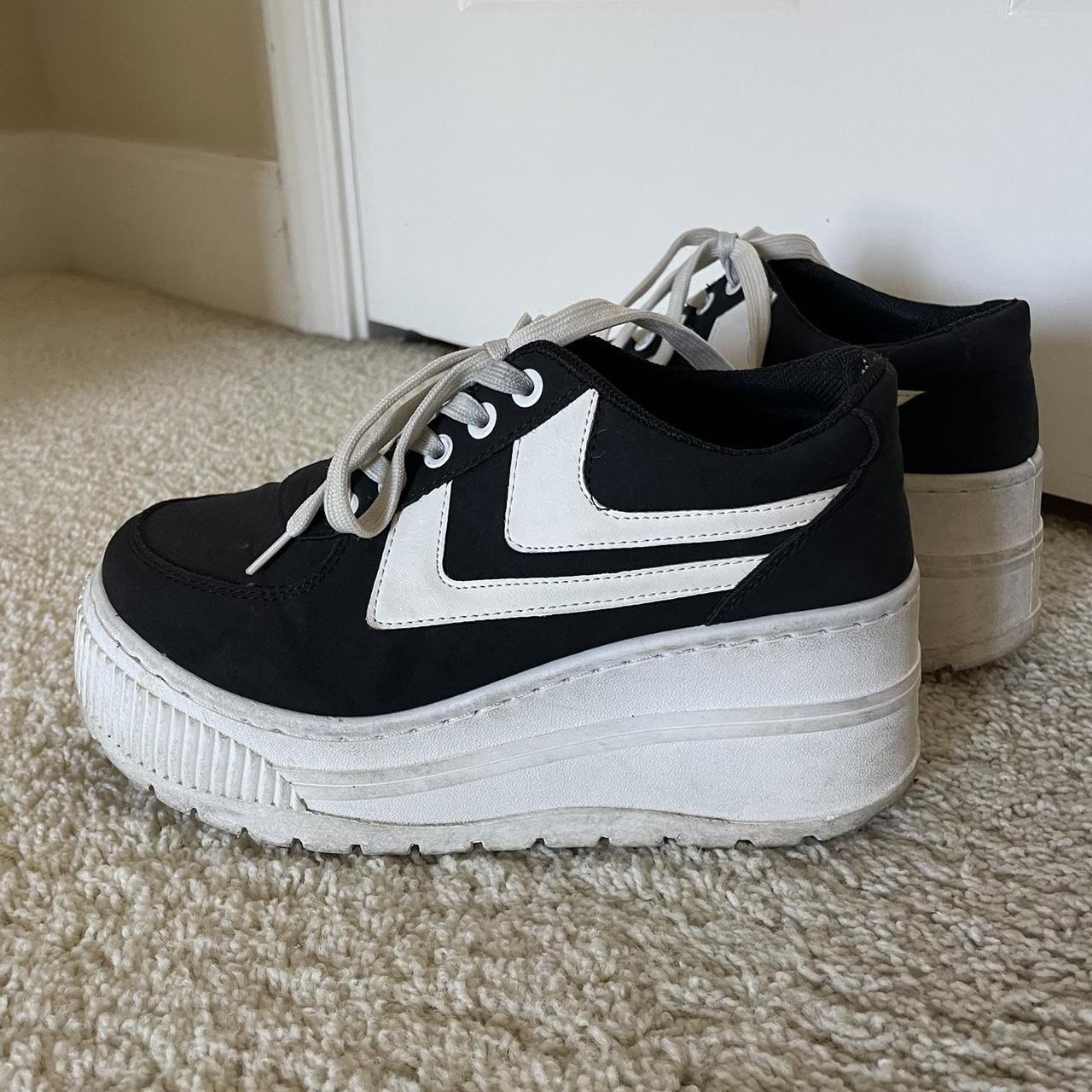 dollskill chunky platform sneakers