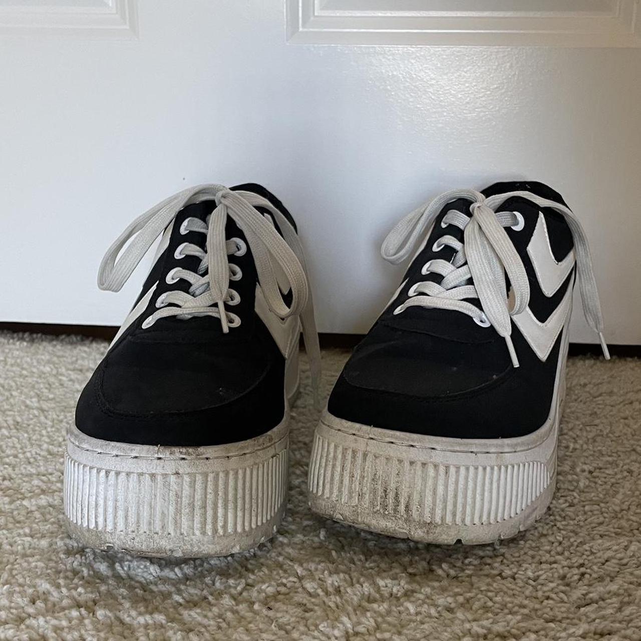 dollskill chunky platform sneakers