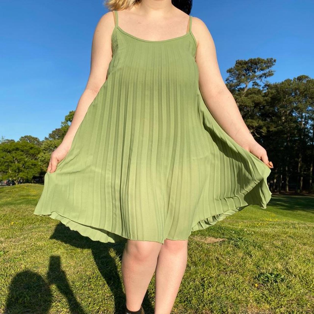 Light olive clearance green dress